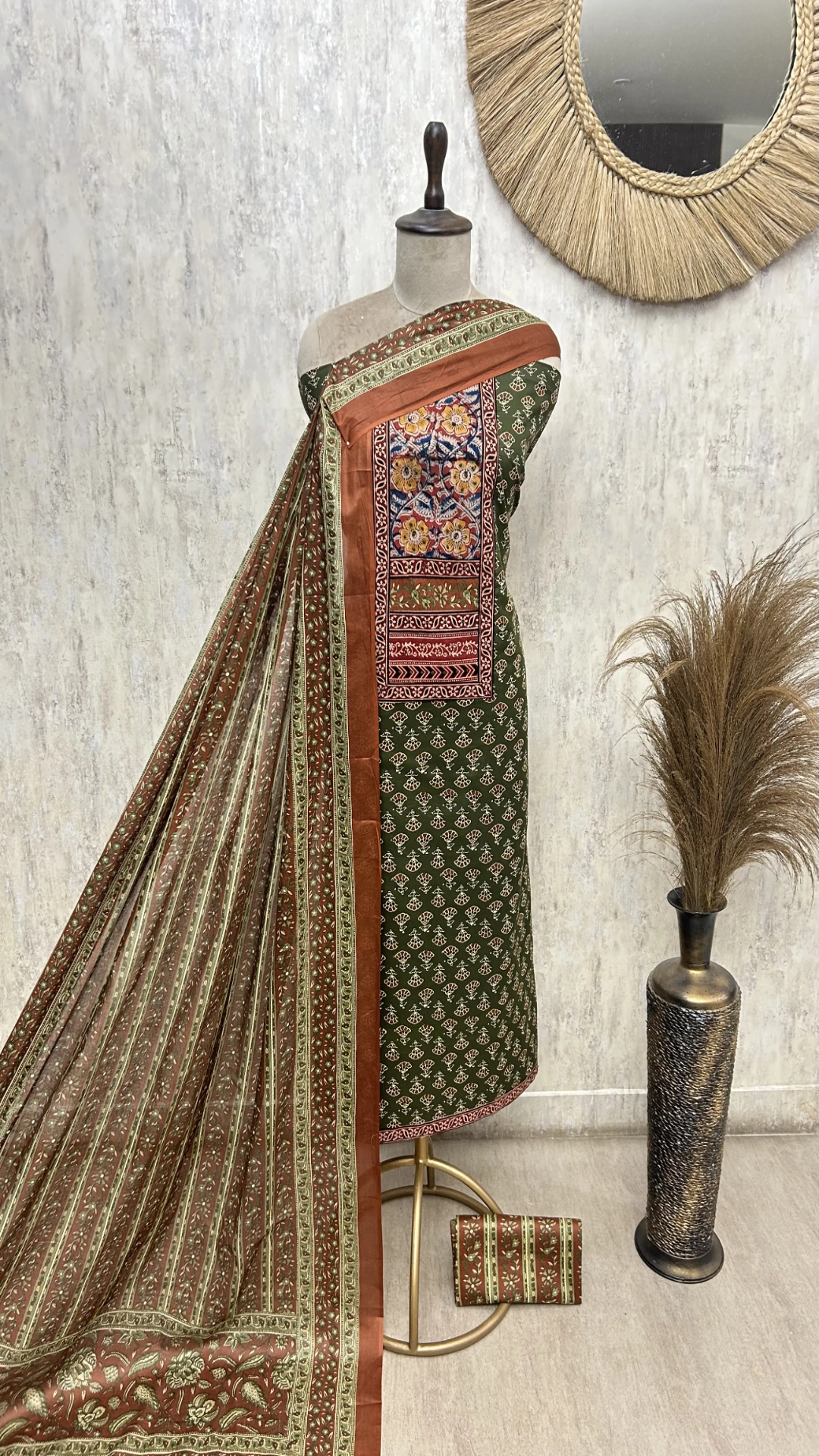 Vintage Floral Cotton Unstitched Suit
