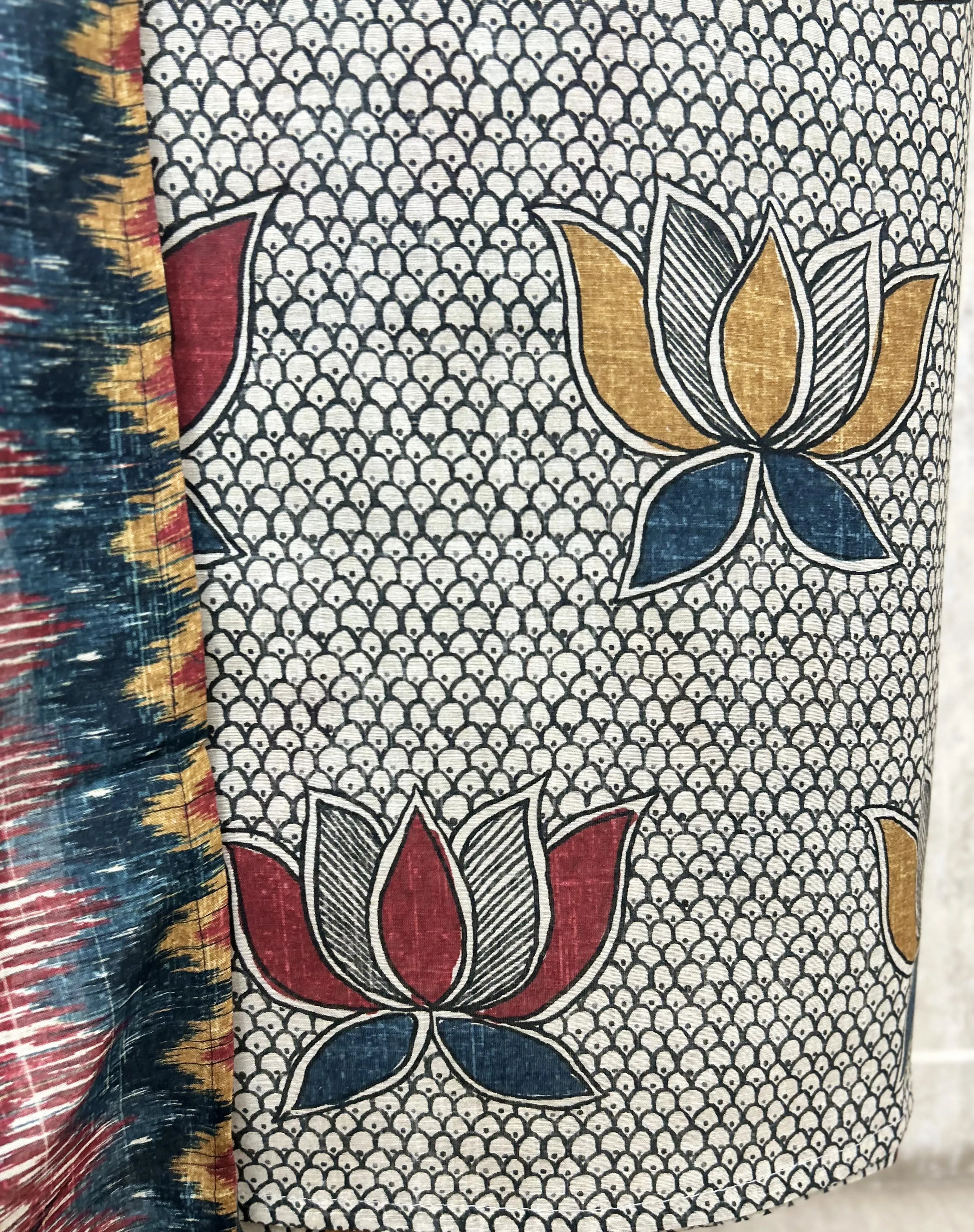 Rustic Ikat Floral Muslin Unstitched Suit