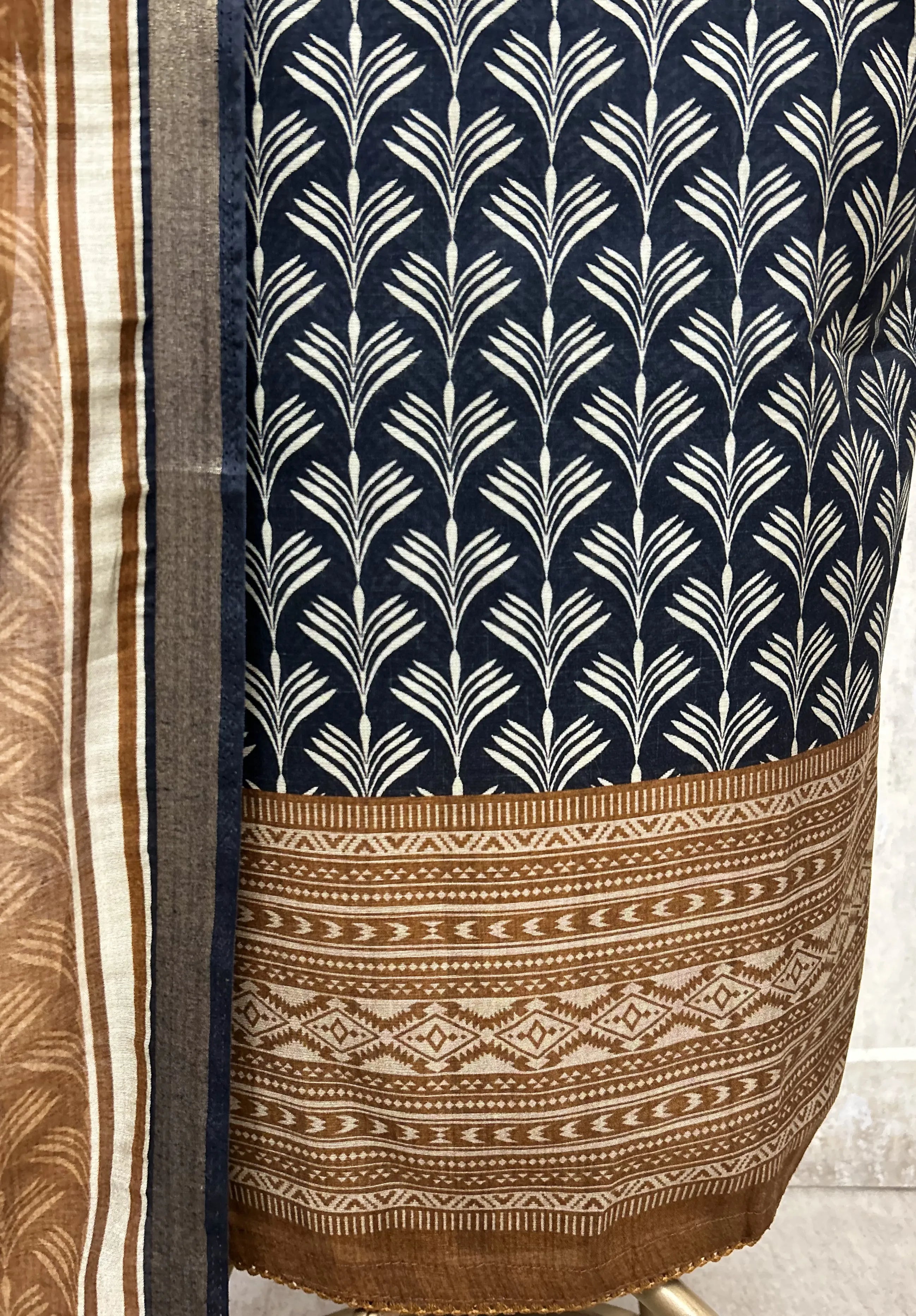 Artful Elegance Maheshwari Unstitched Suit
