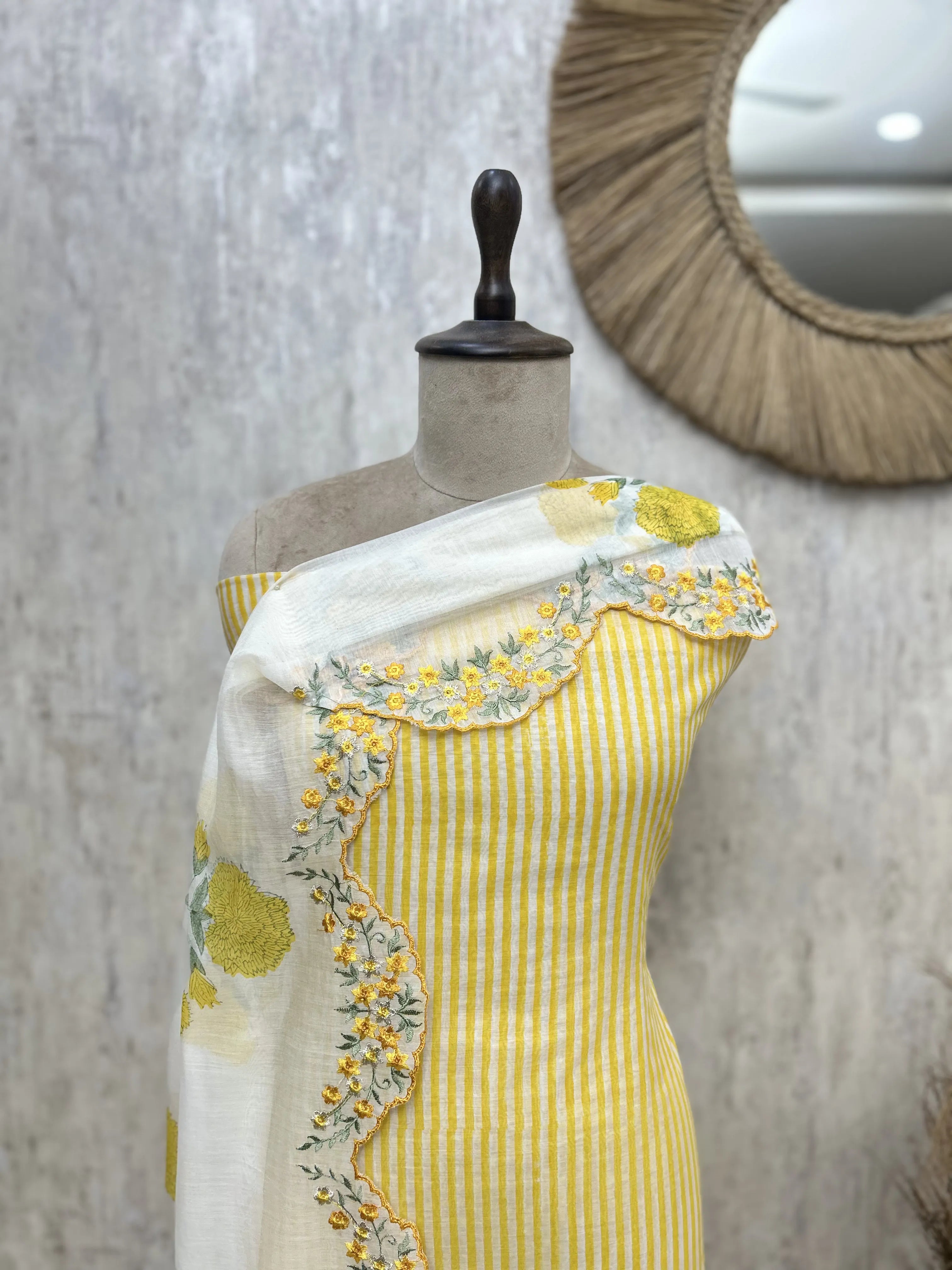 Stripe Graceful Unstitched Suit