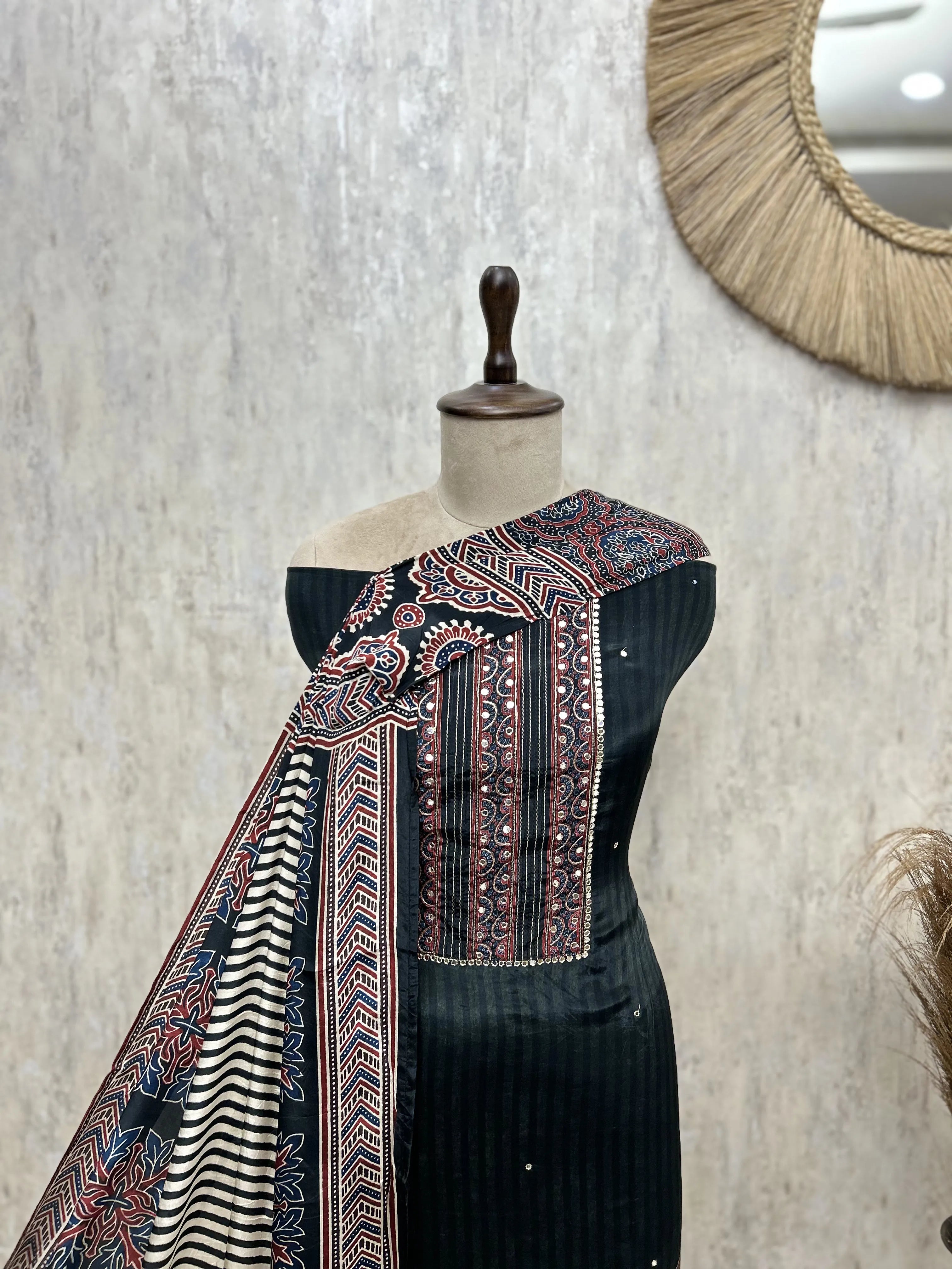 The Geometry of Grace Crepe Unstitched Suits