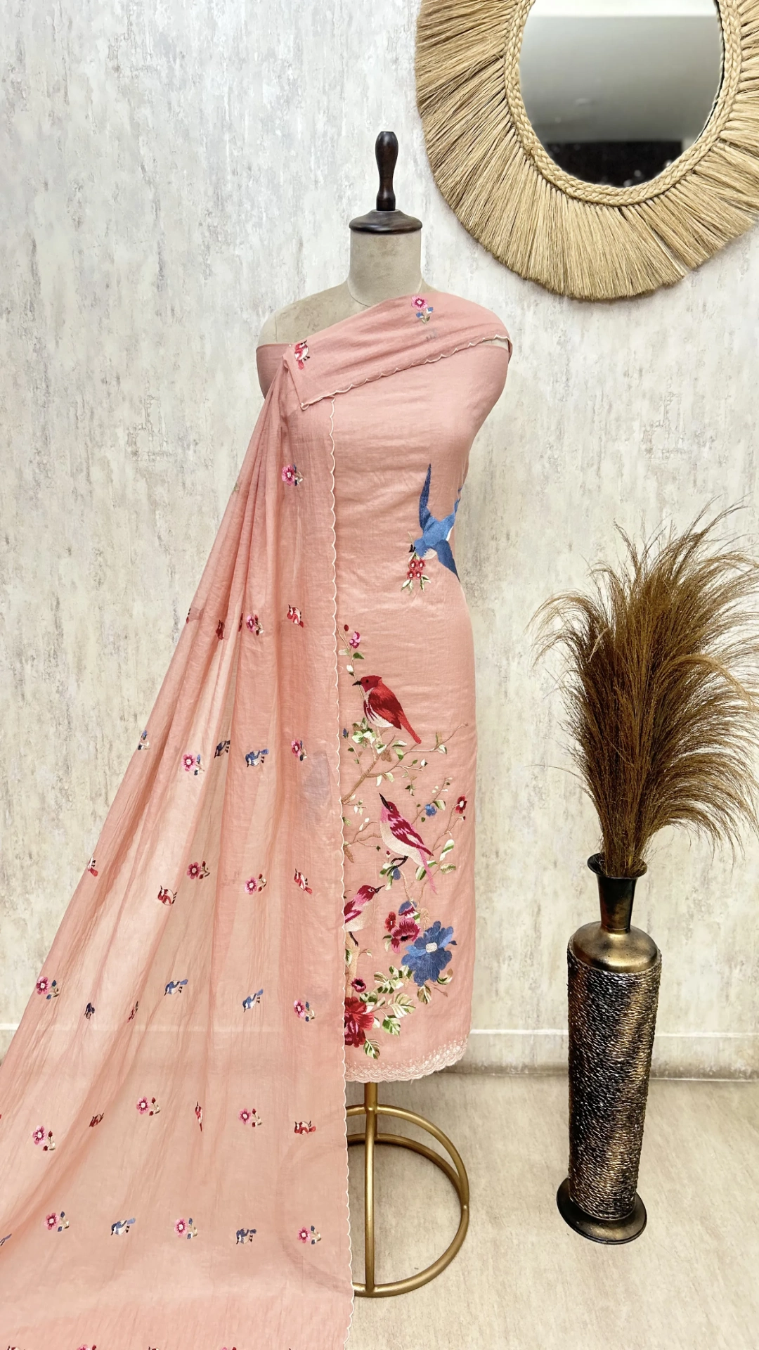 Graceful Mul Unsitched Suit with Bird Motif