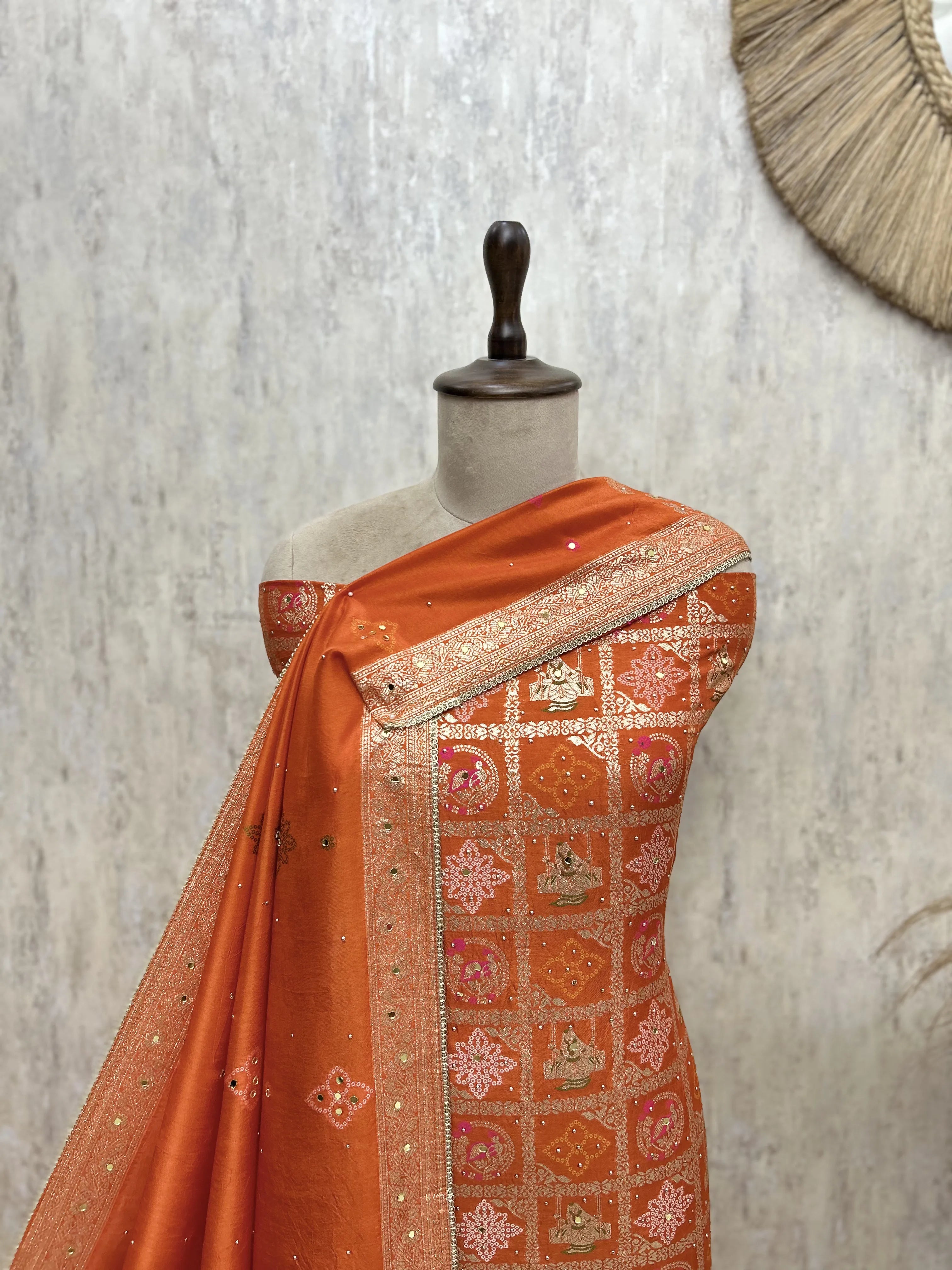 Heirloom Weaves Dola Silk  Unsticthed Suits