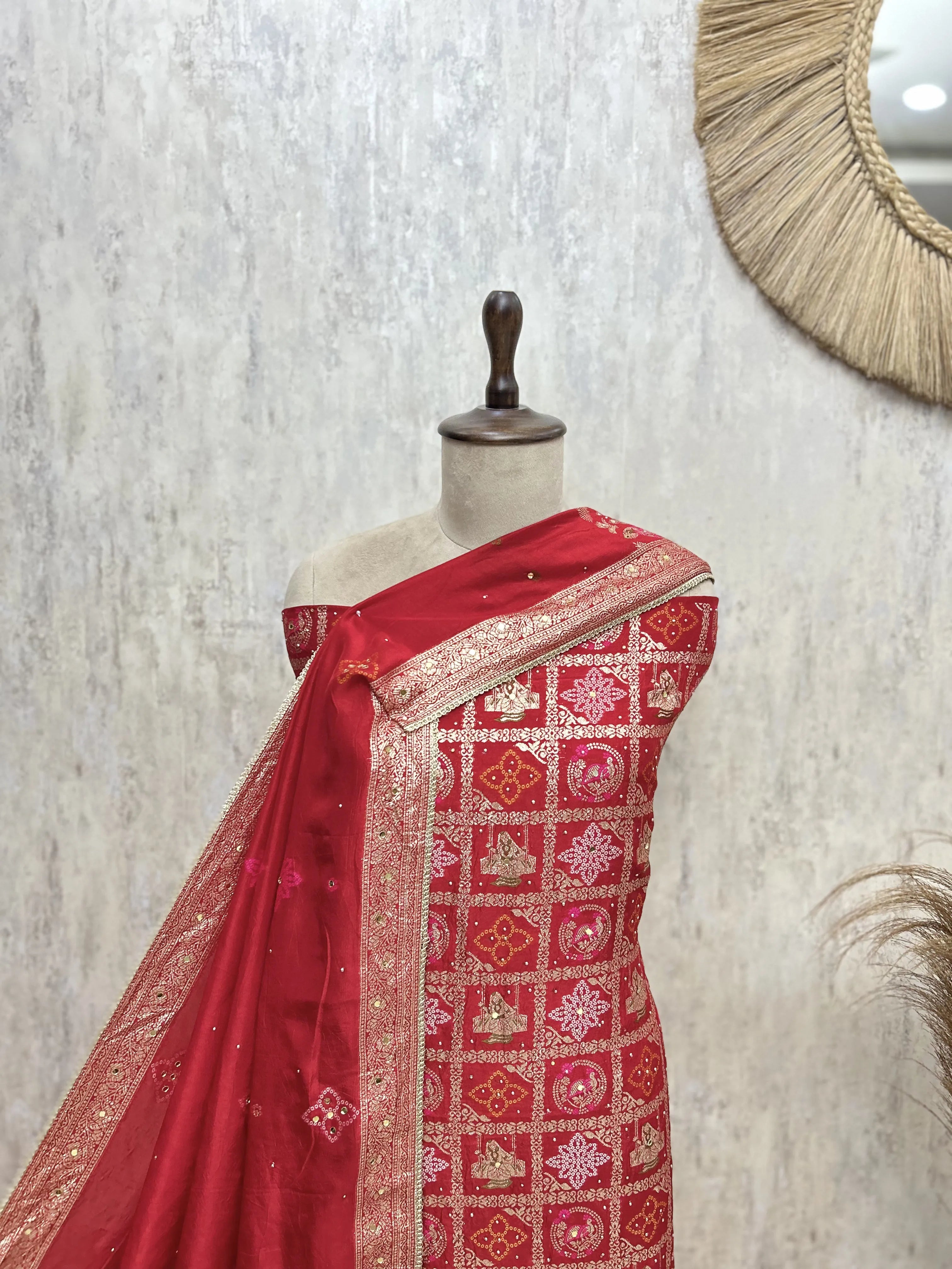 Heirloom Weaves Dola Silk  Unsticthed Suits