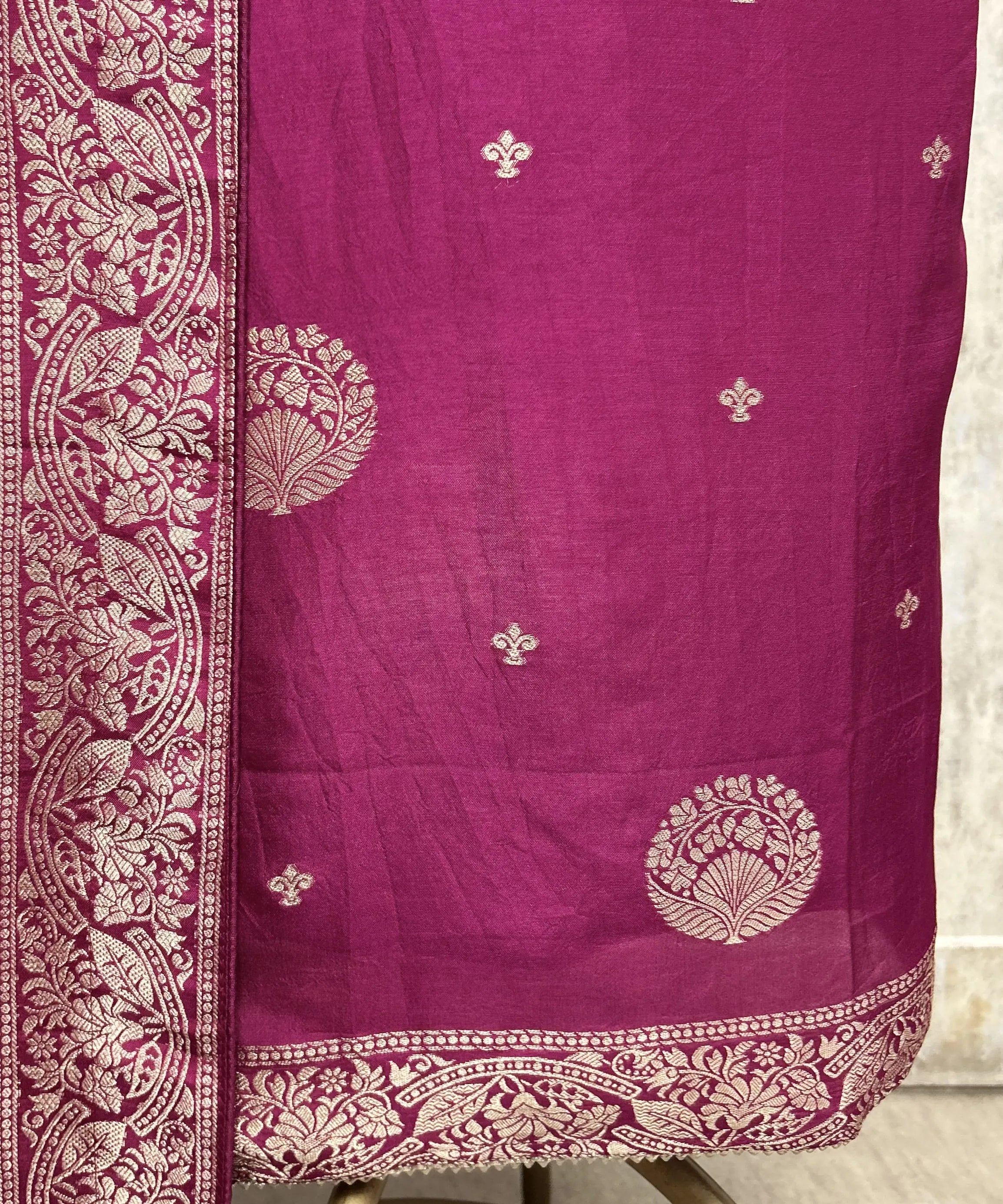 Dola Silk Unstitched Suits