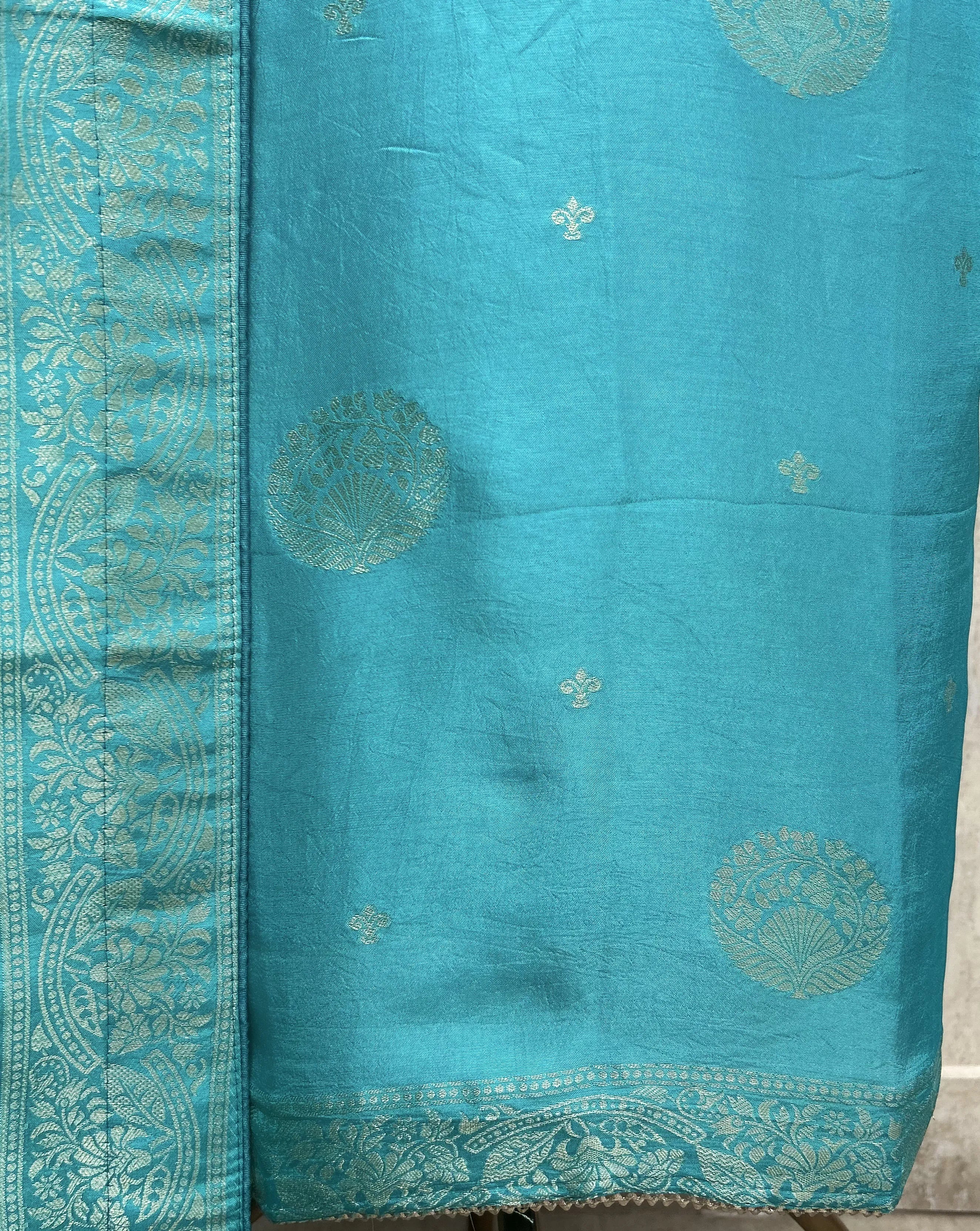 Dola Silk Unstitched Suits