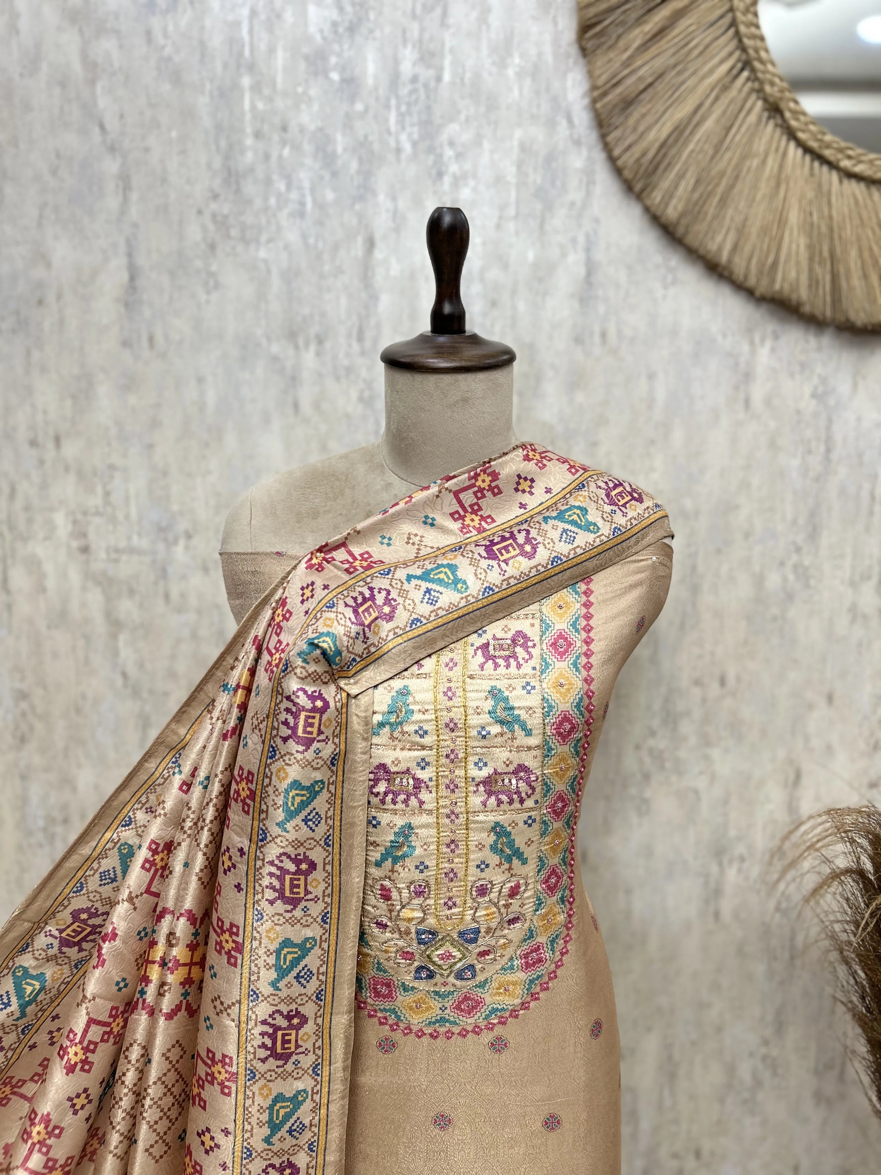 Giraffe Tissue Unstitched Suits