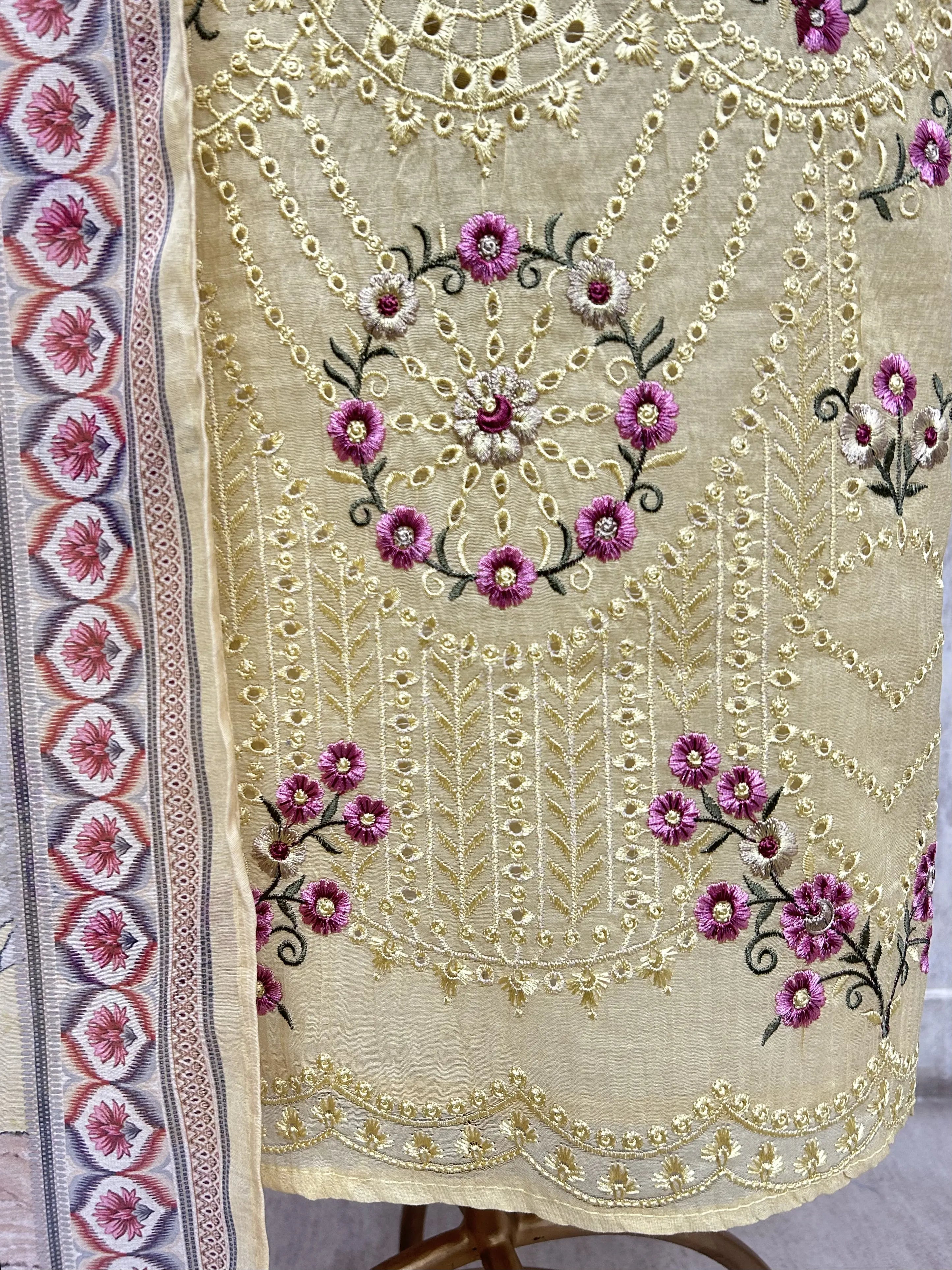 Floral embroidered mul unstitched suit