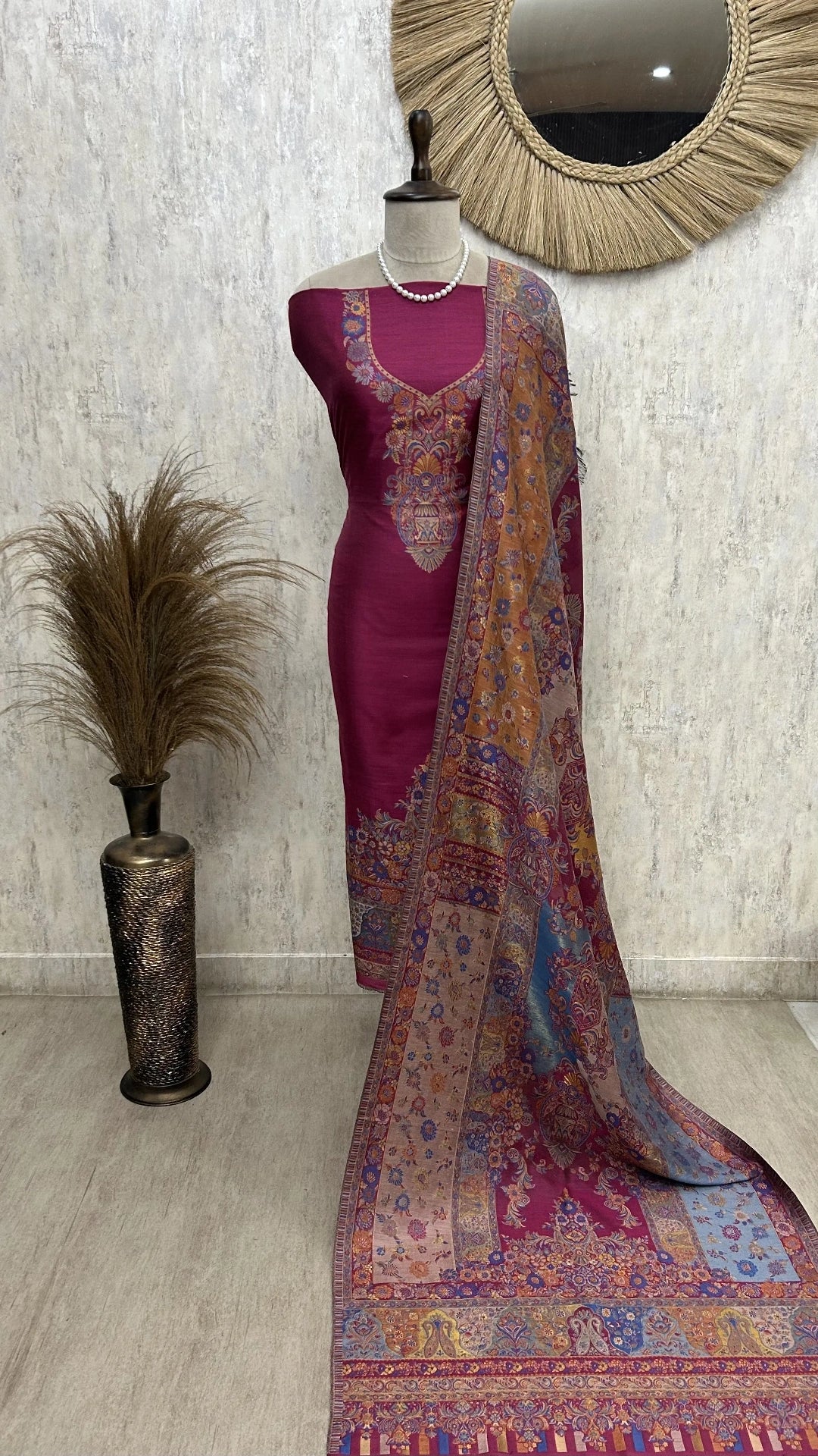 Kashmiri Kani Silk Unstitched Suit