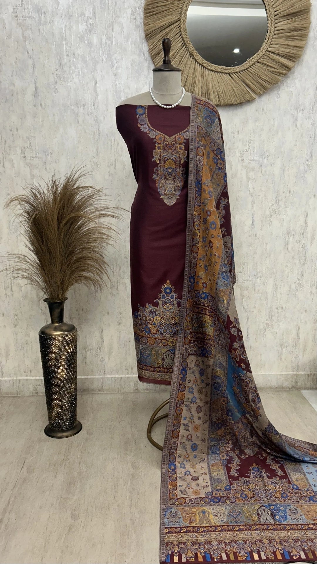 Kashmiri Kani Silk Unstitched Suit