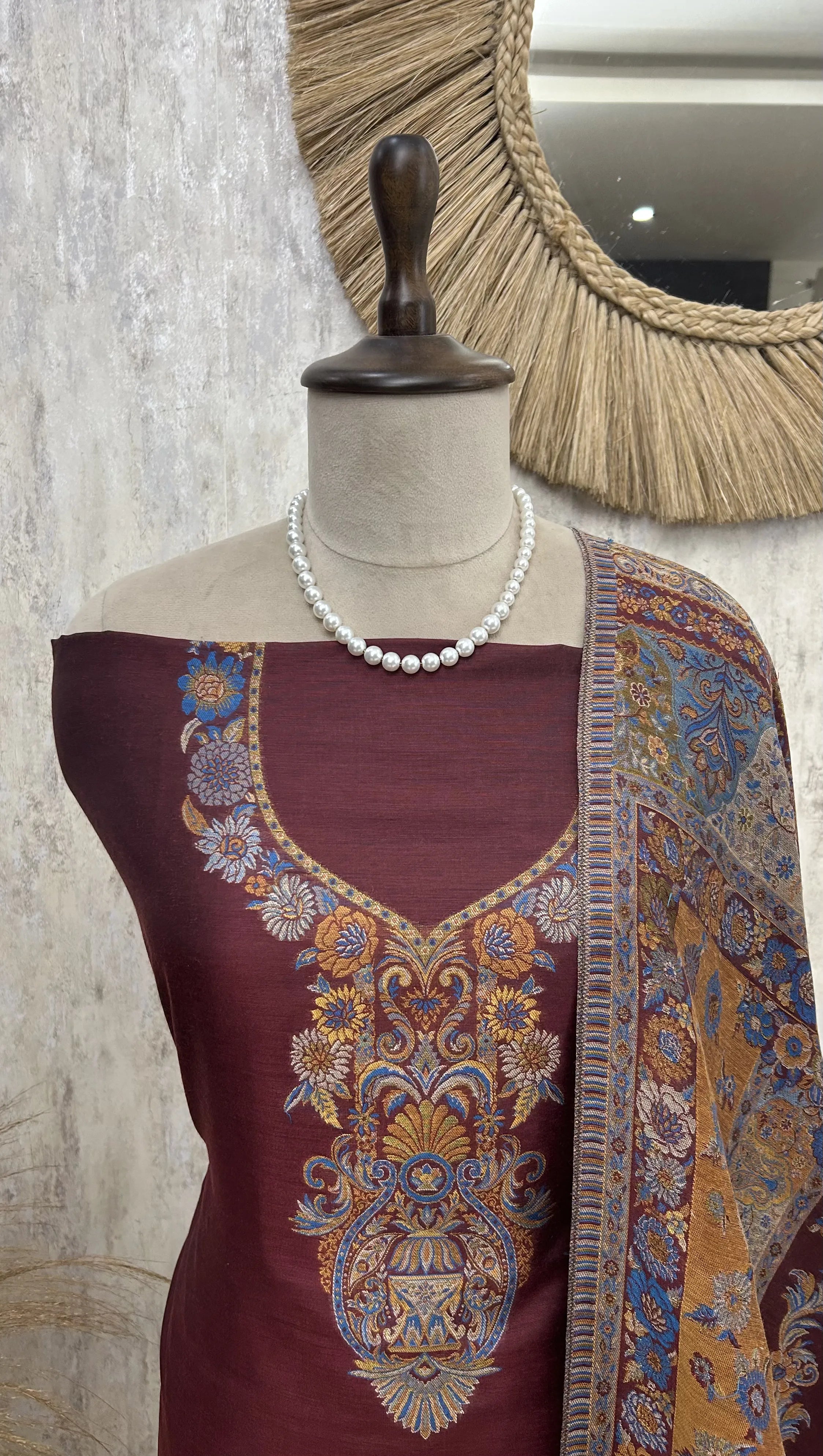 Kashmiri Kani Silk Unstitched Suit