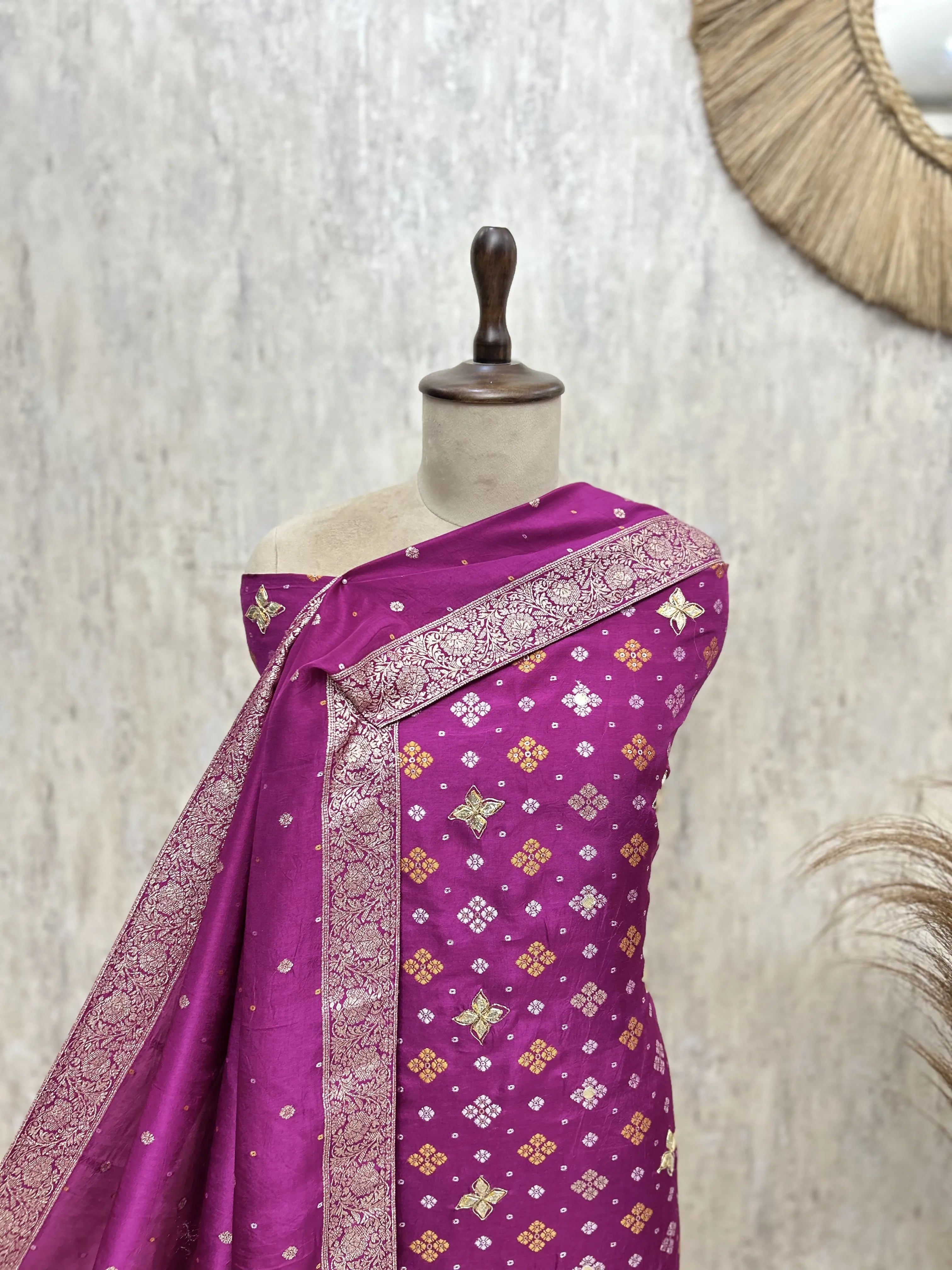 The Regal Imprint Dola Silk Unstitched Suits