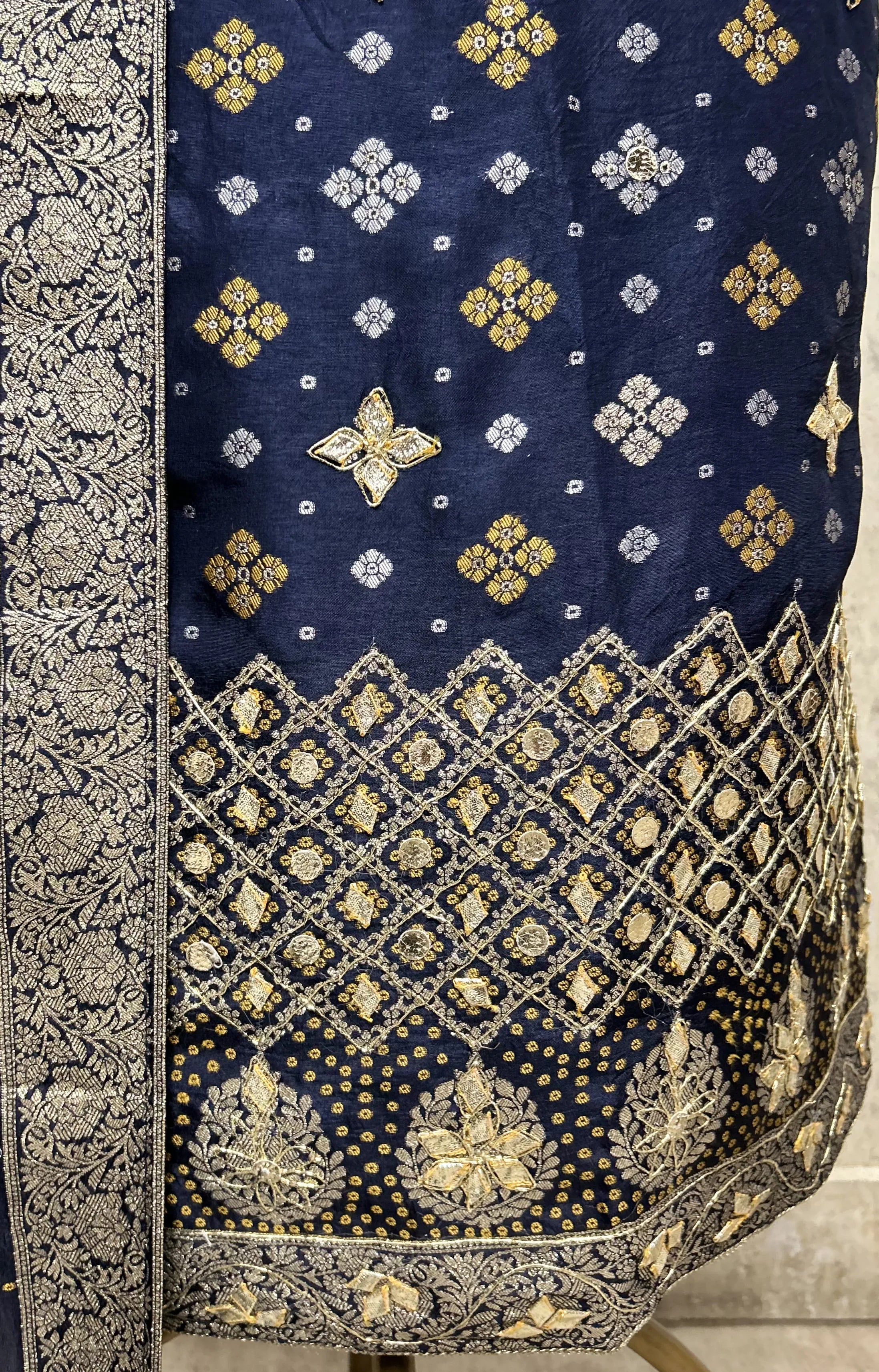 The Regal Imprint Dola Silk Unstitched Suits