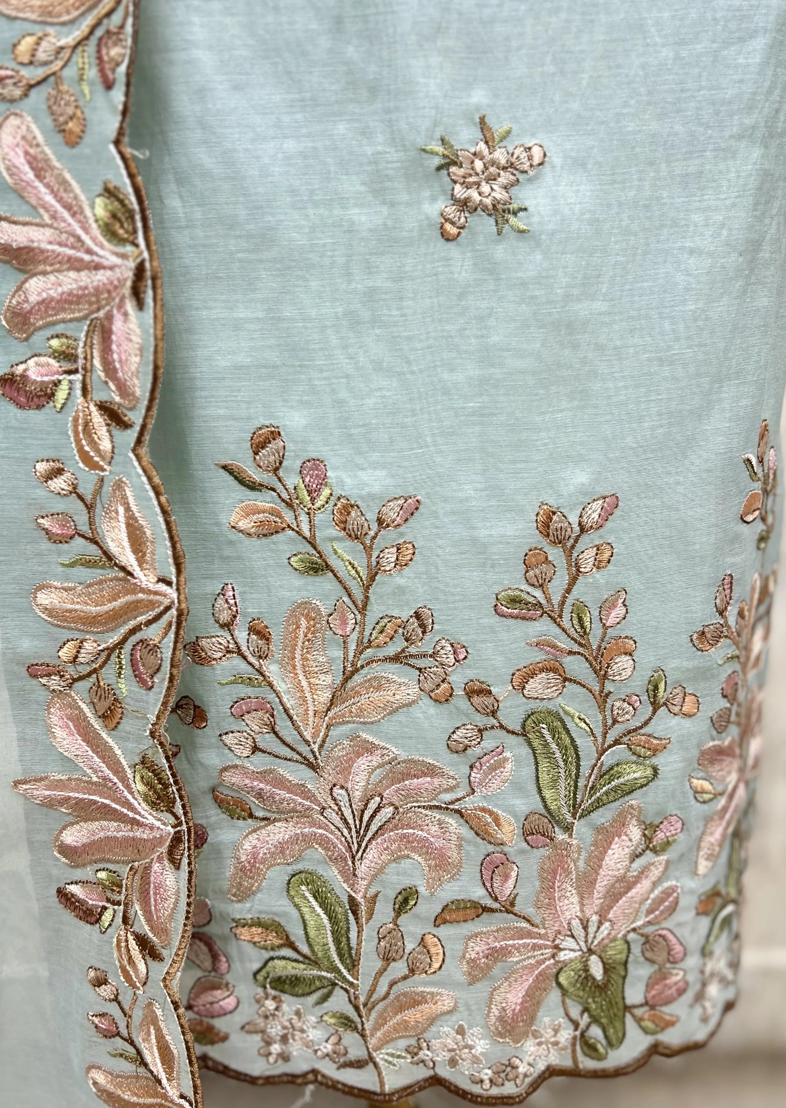 Blooming Chanderi Tale Unstitched Suit