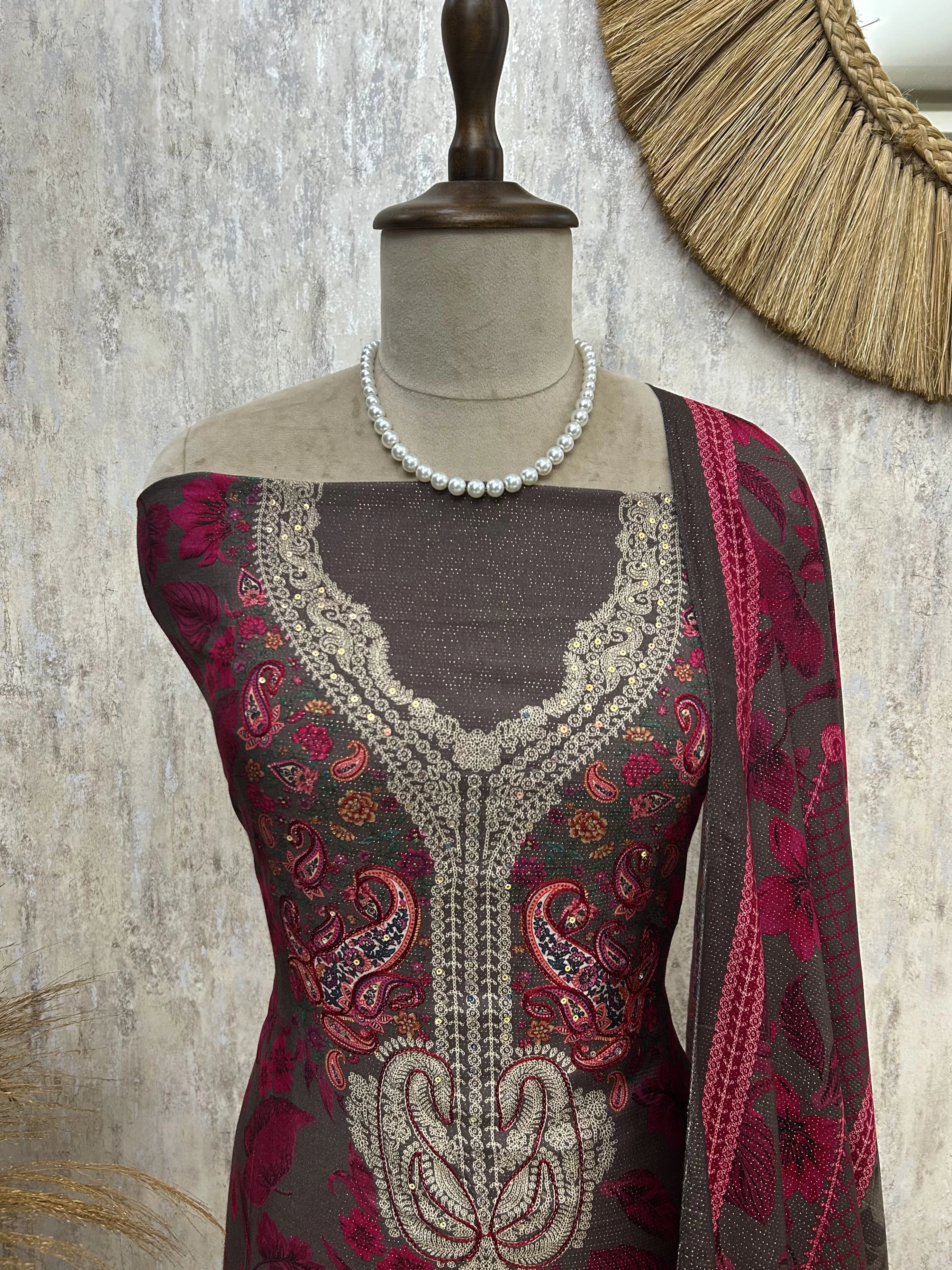 Muslin Unstitched Suit Set With Leaf Motifs Print