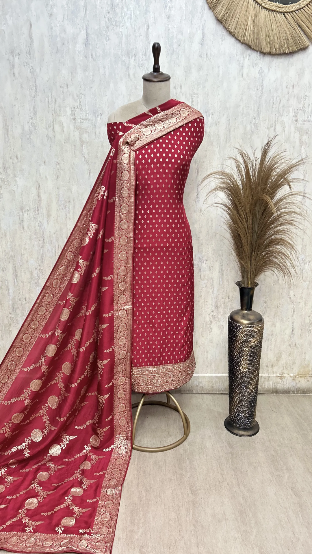 Alluring Dola Silk Unstitched Suits