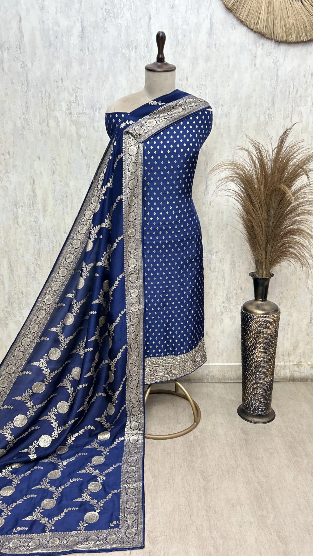 Alluring Dola Silk Unstitched Suits