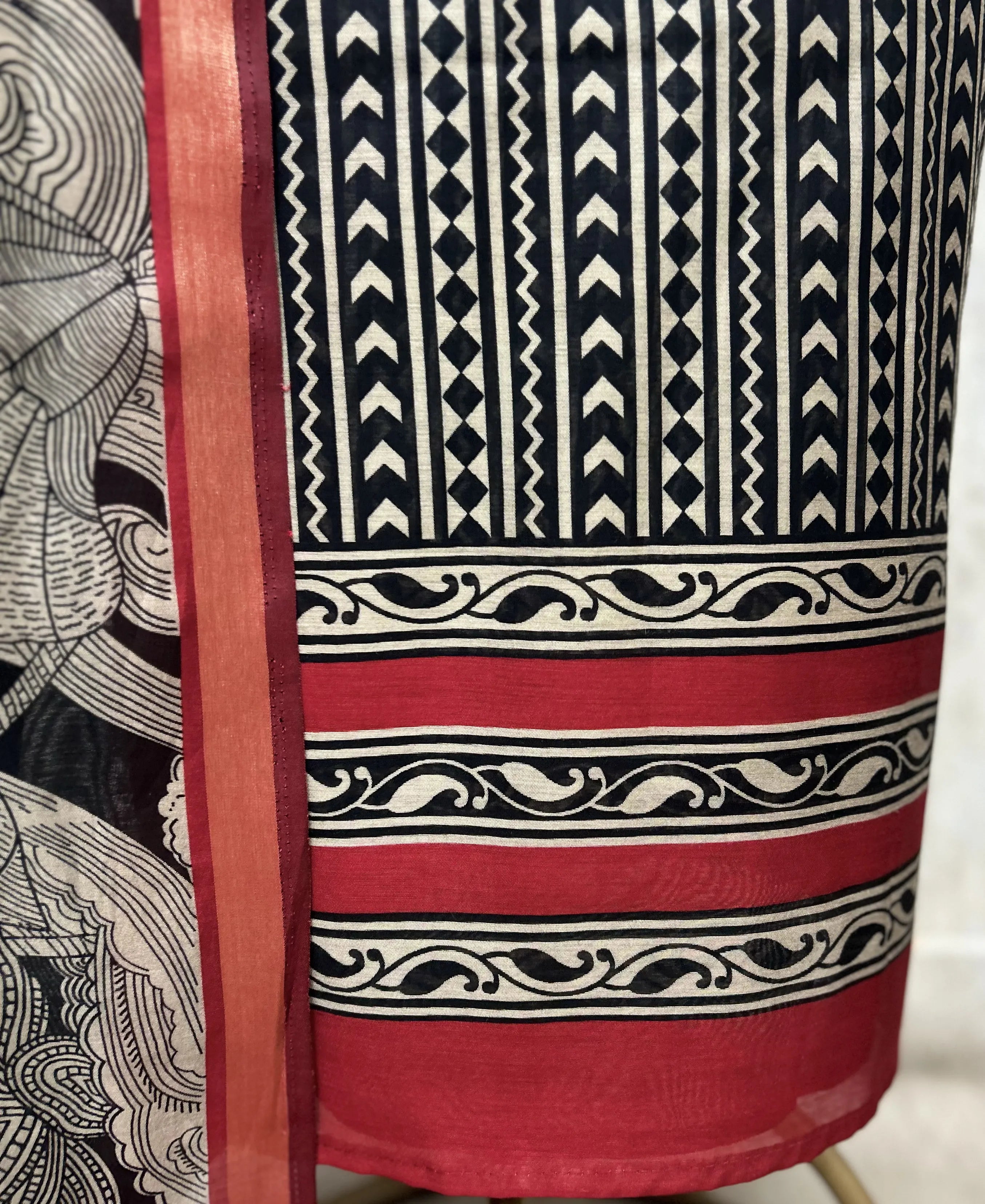 The Tribal Stripe Maheshwari Unstitched Suits