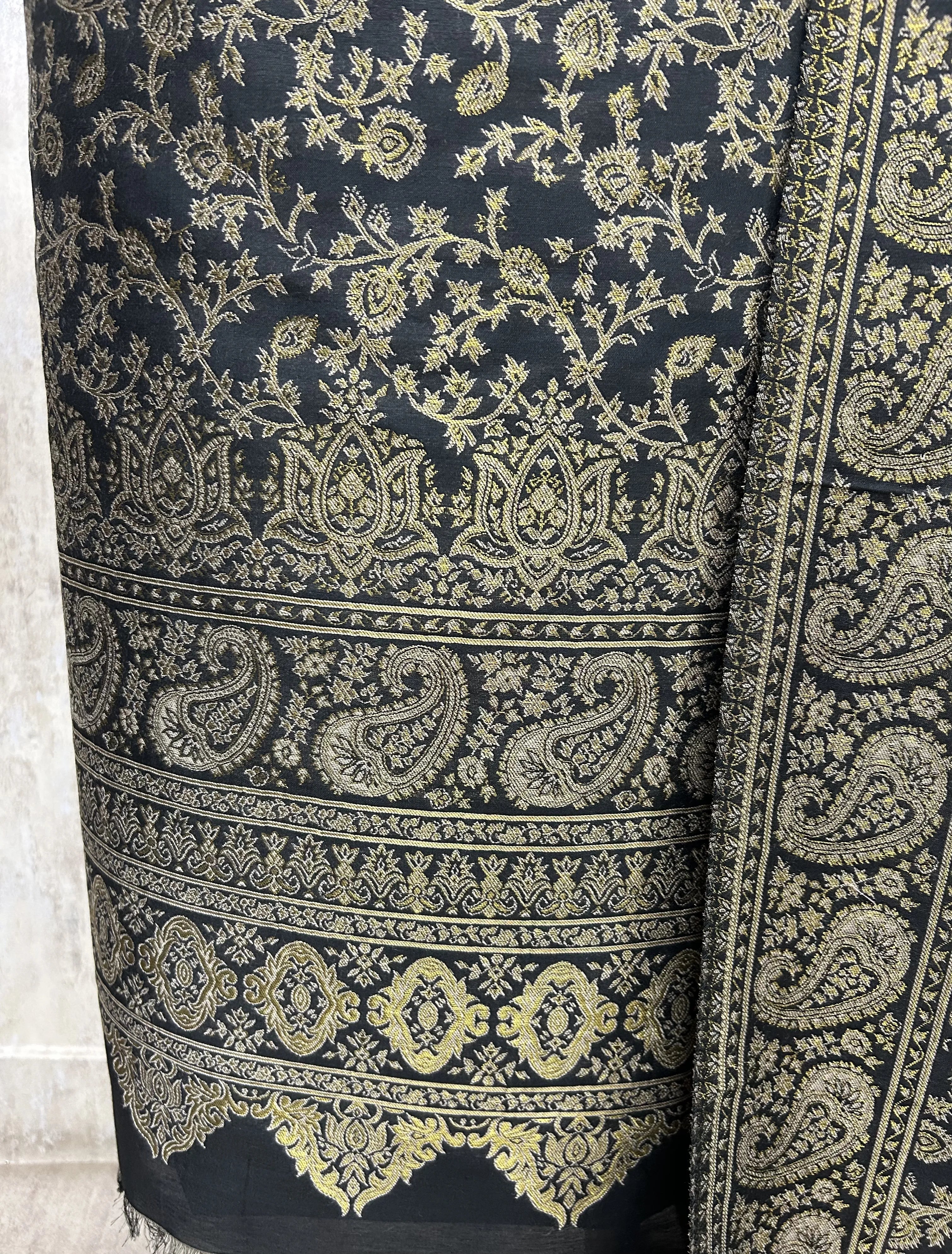 Paisley pashmina Unstitched suit