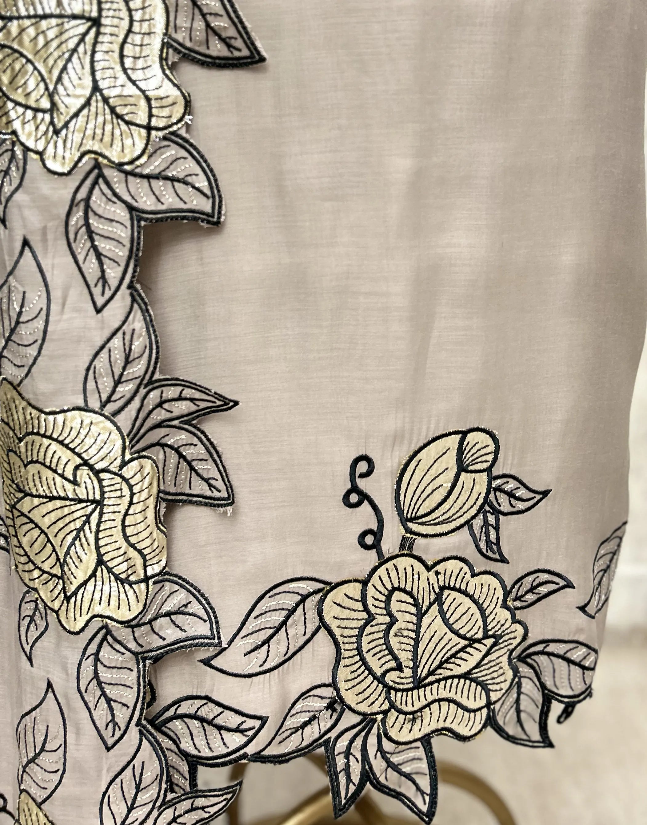 The Golden Rose Cutwork Mul Chanderi Unstitched Suits