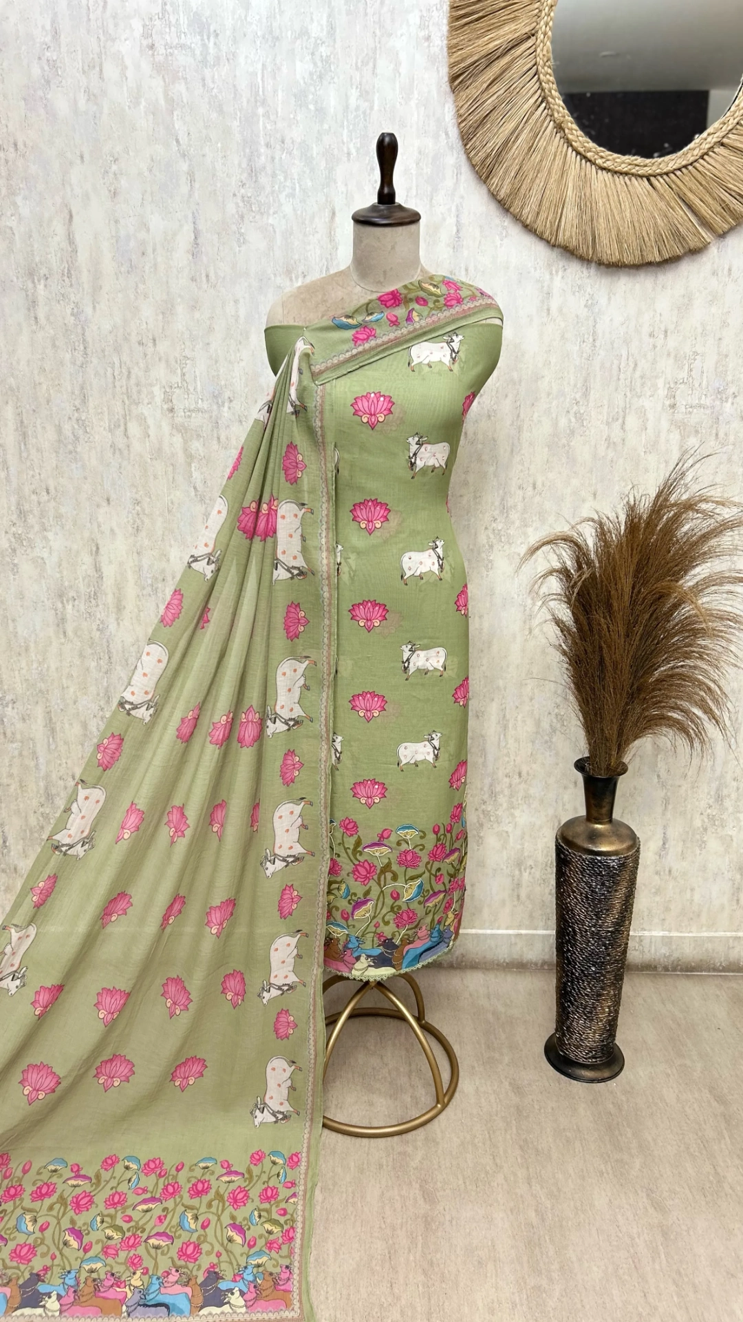 The Pichwai Lotus Mul Chanderi Unstitched Suit