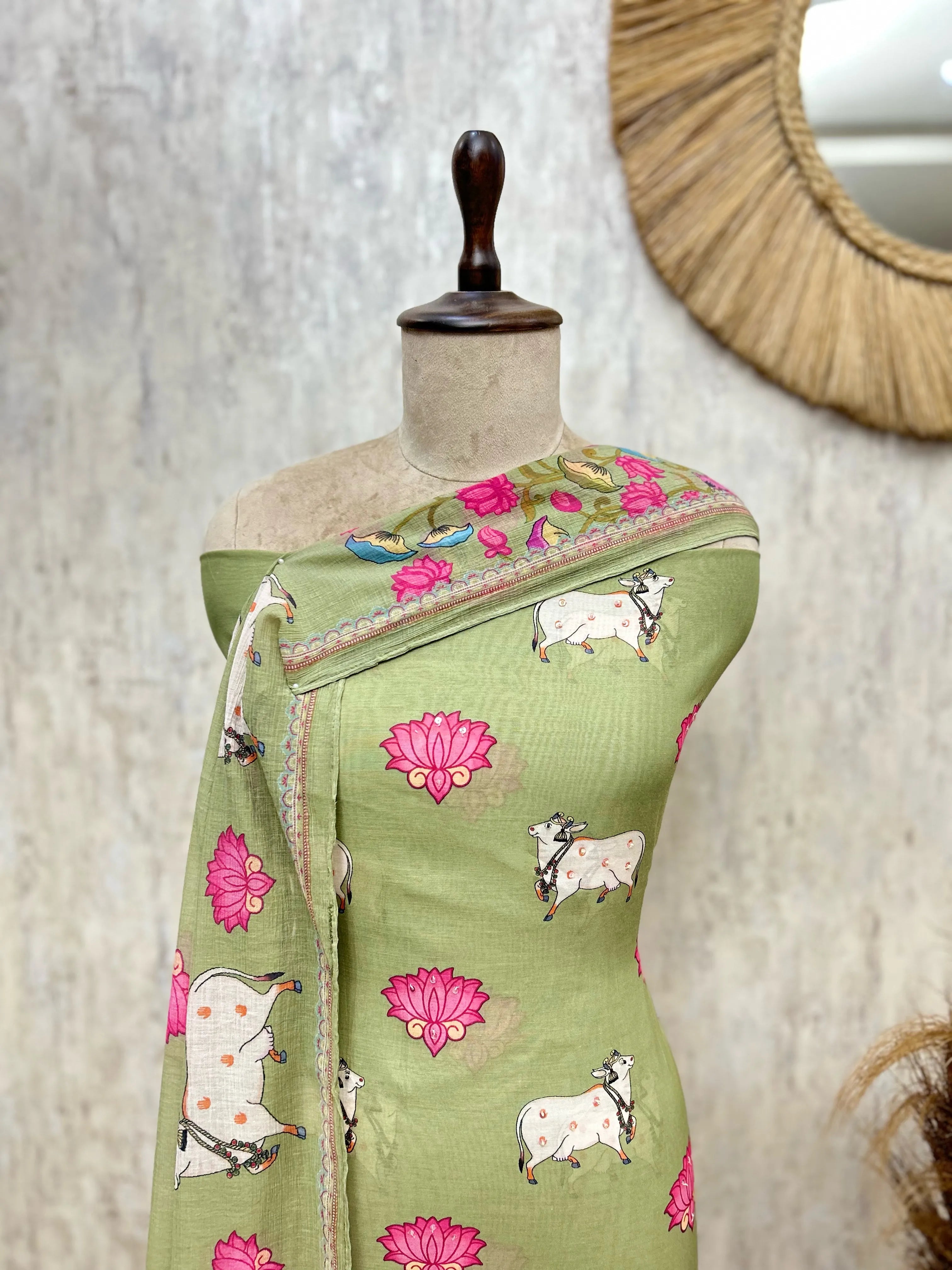 The Pichwai Lotus Mul Chanderi Unstitched Suit