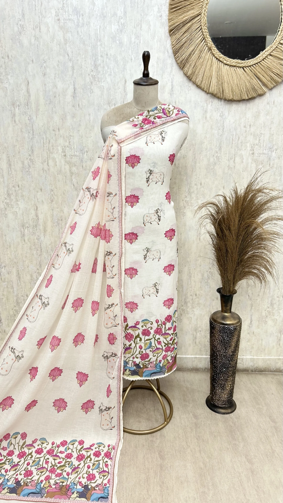 The Pichwai Lotus Mul Chanderi Unstitched Suit