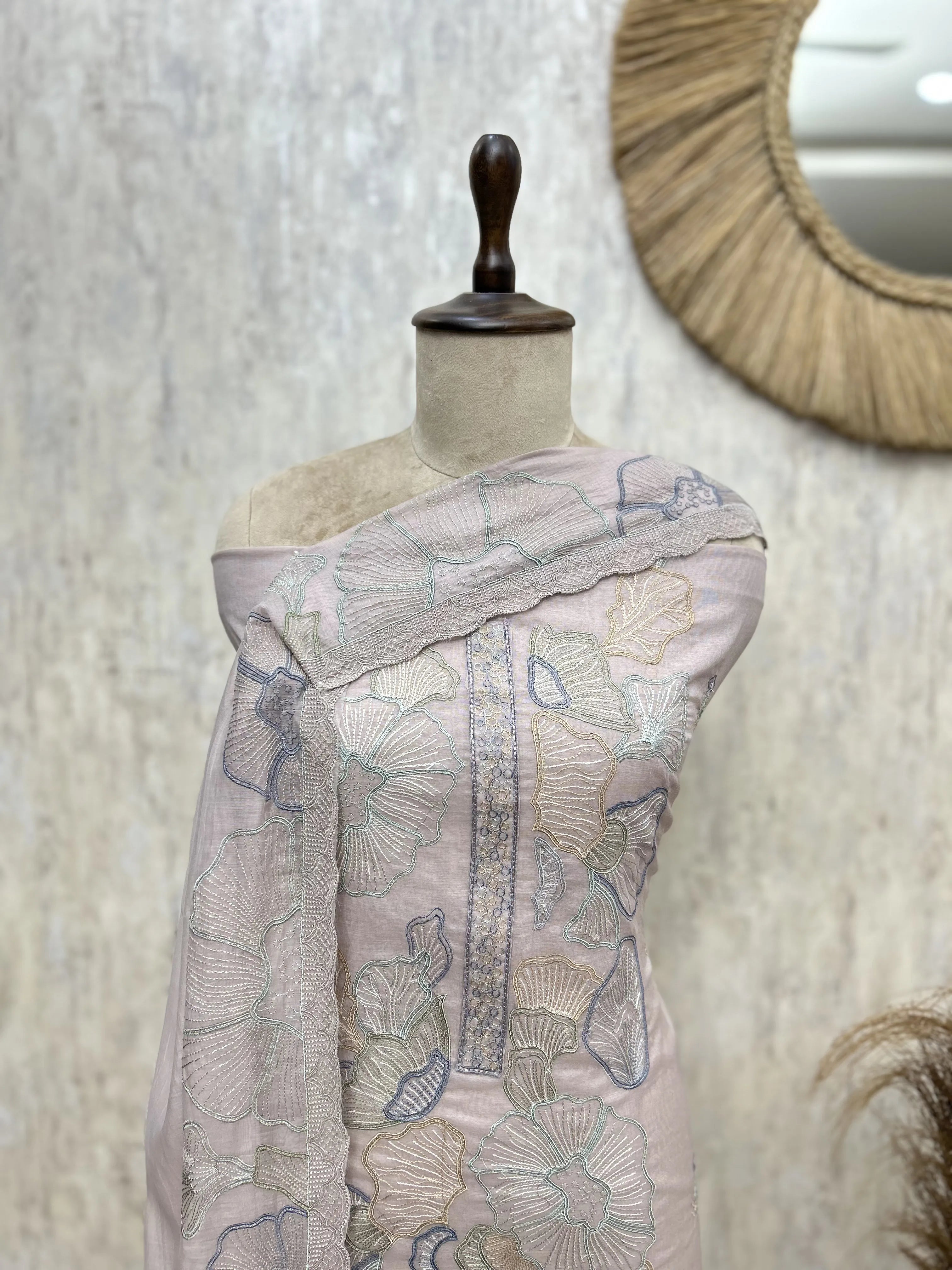 Scallop Edge Floral Mul Chanderi Unstitched Suits