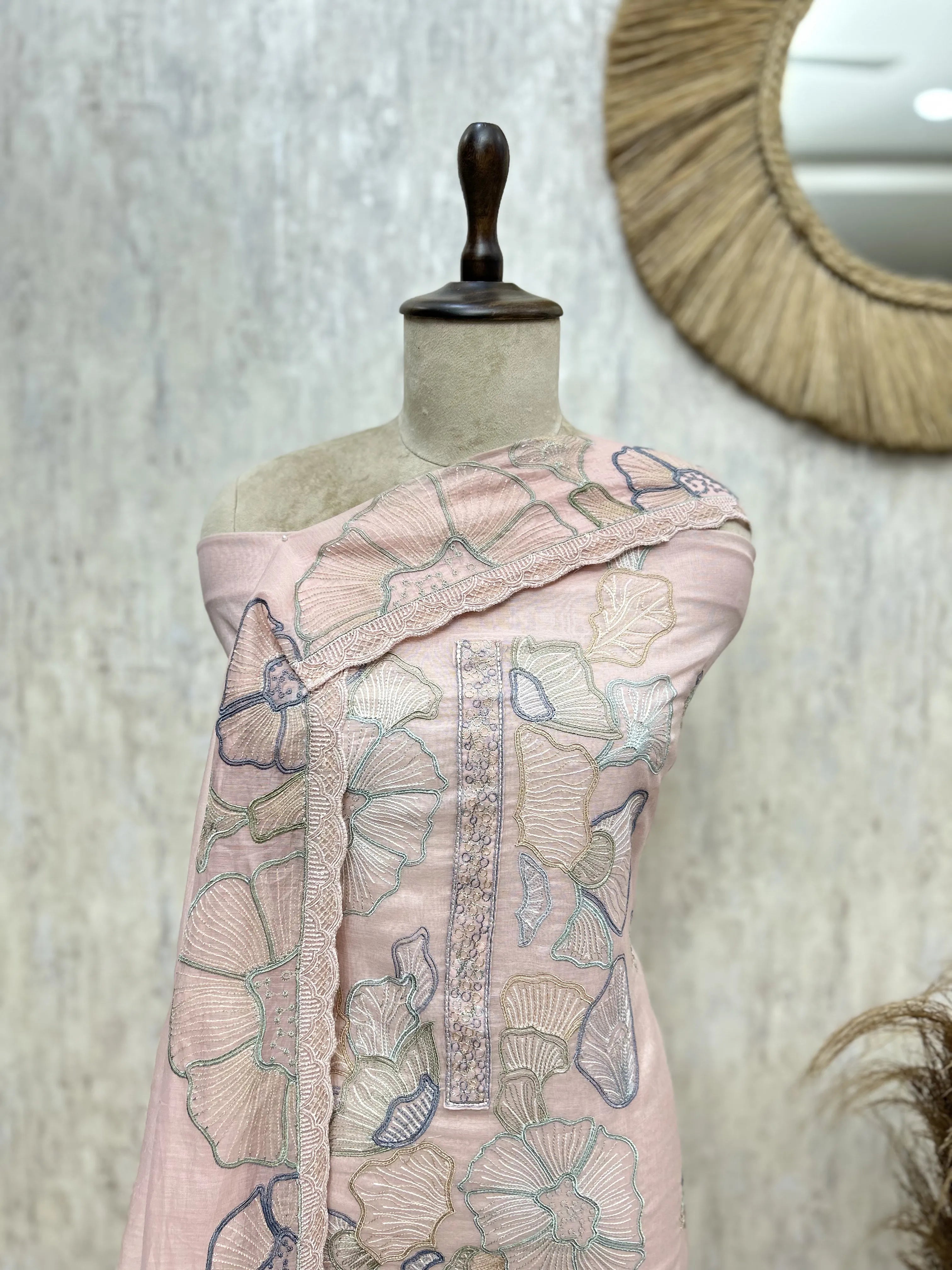 Scallop Edge Floral Mul Chanderi Unstitched Suits