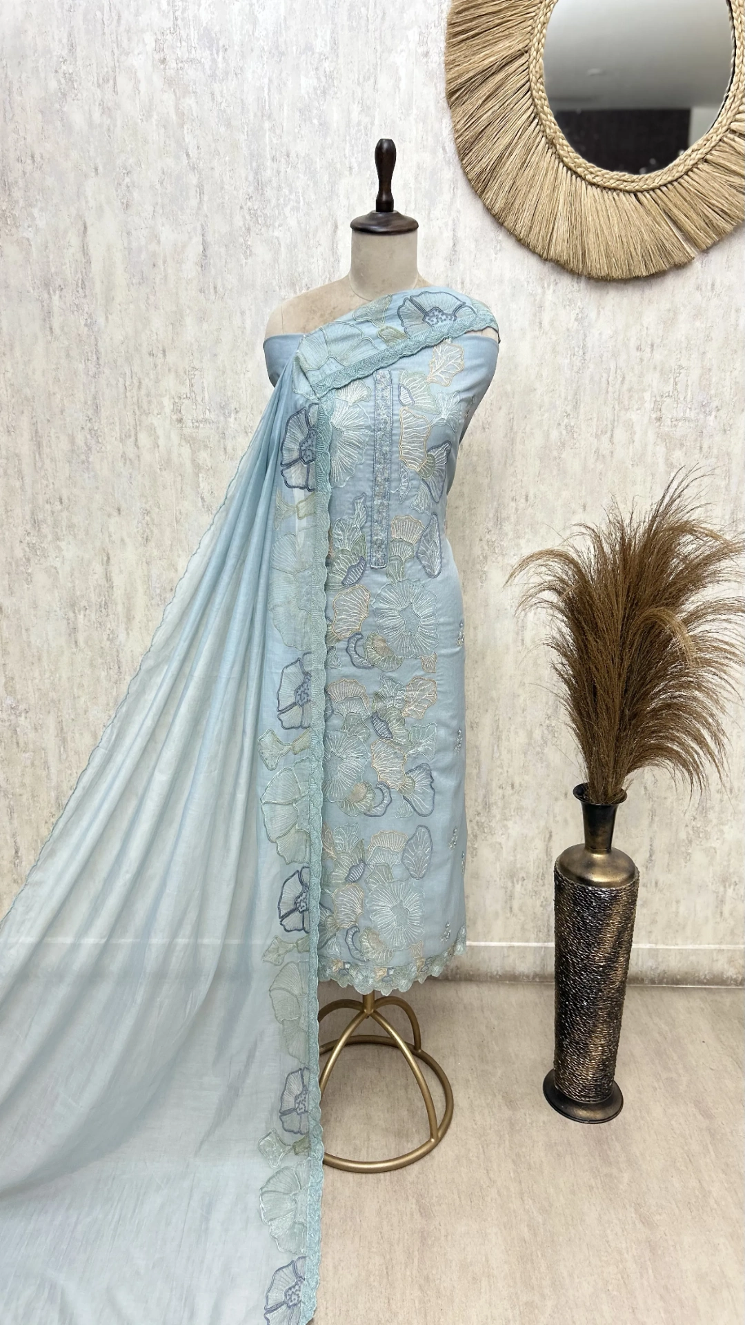 Scallop Edge Floral Mul Chanderi Unstitched Suits