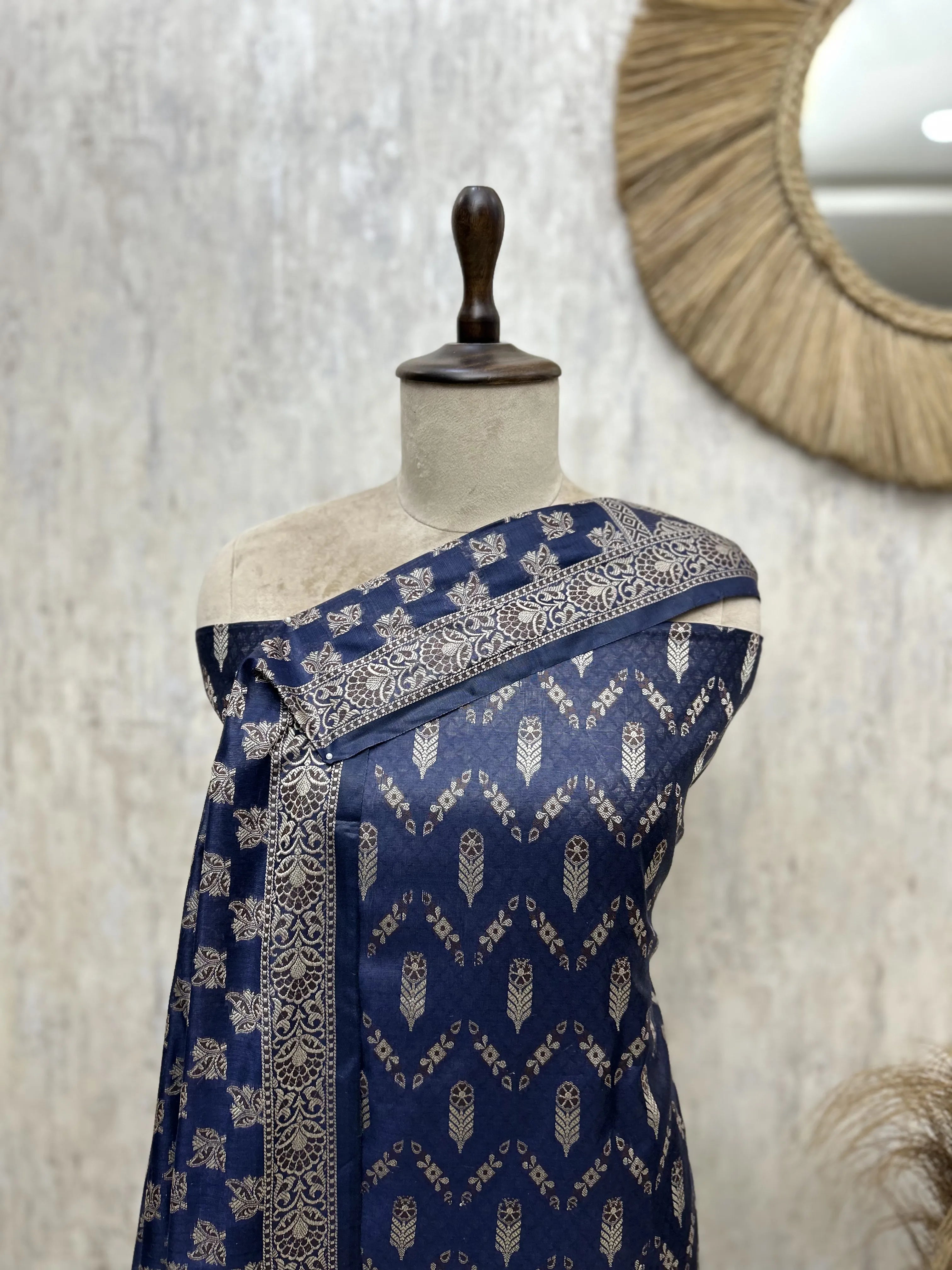 Royal Weave Maheshwari Unstitched Suits