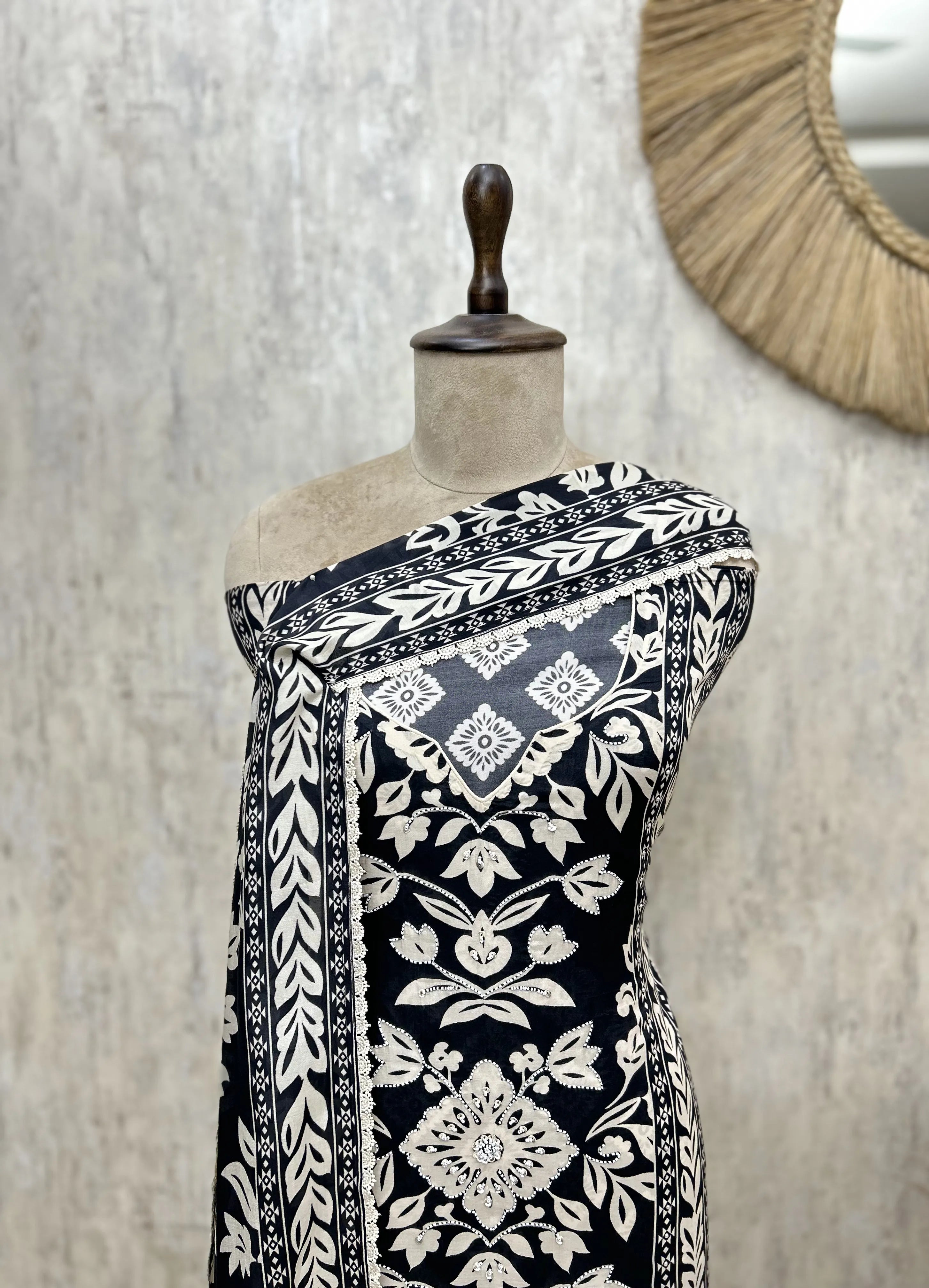 Muslin Viraasat Unstitched Suits