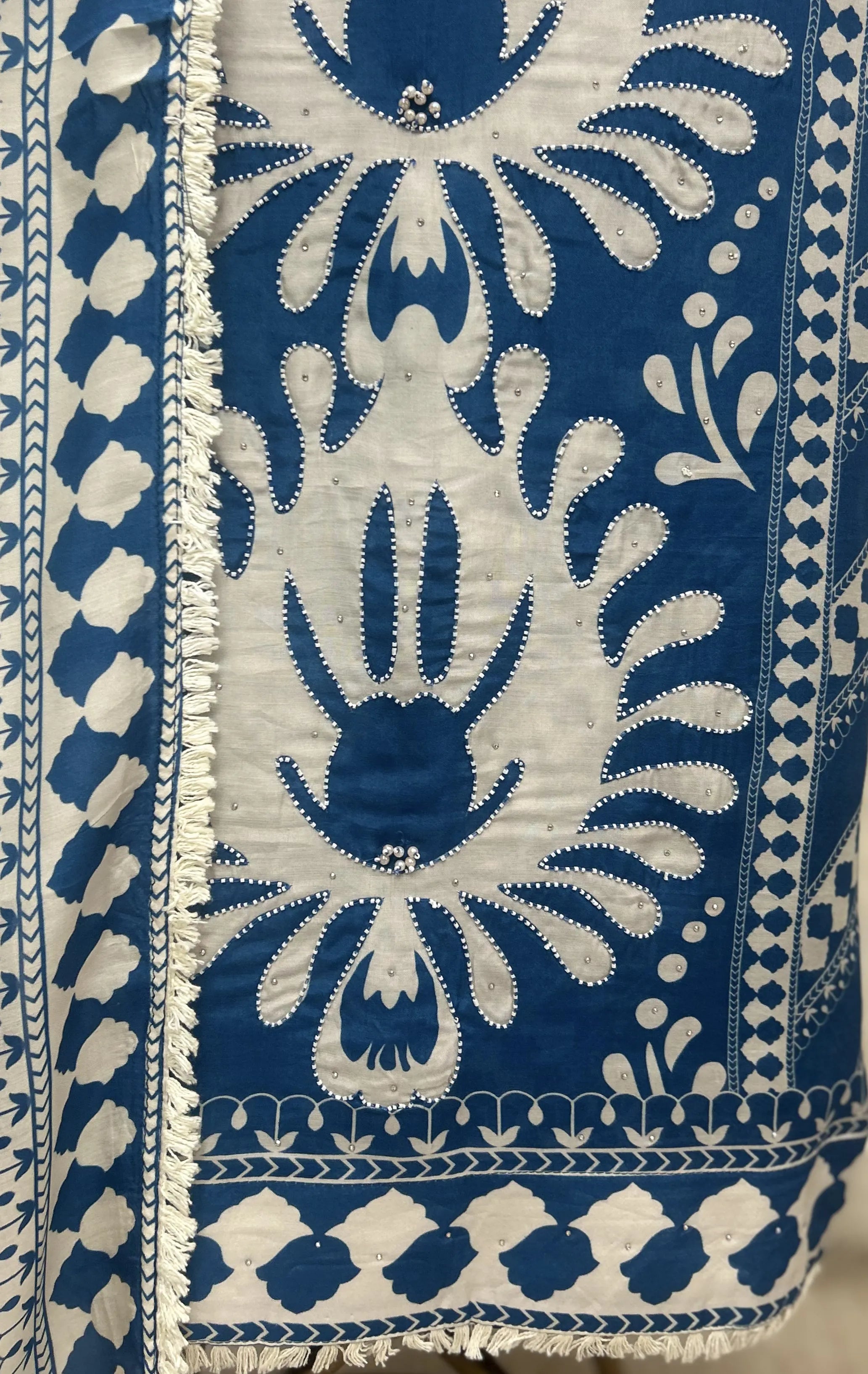 Floral Impressions Muslin Unstitched Suits