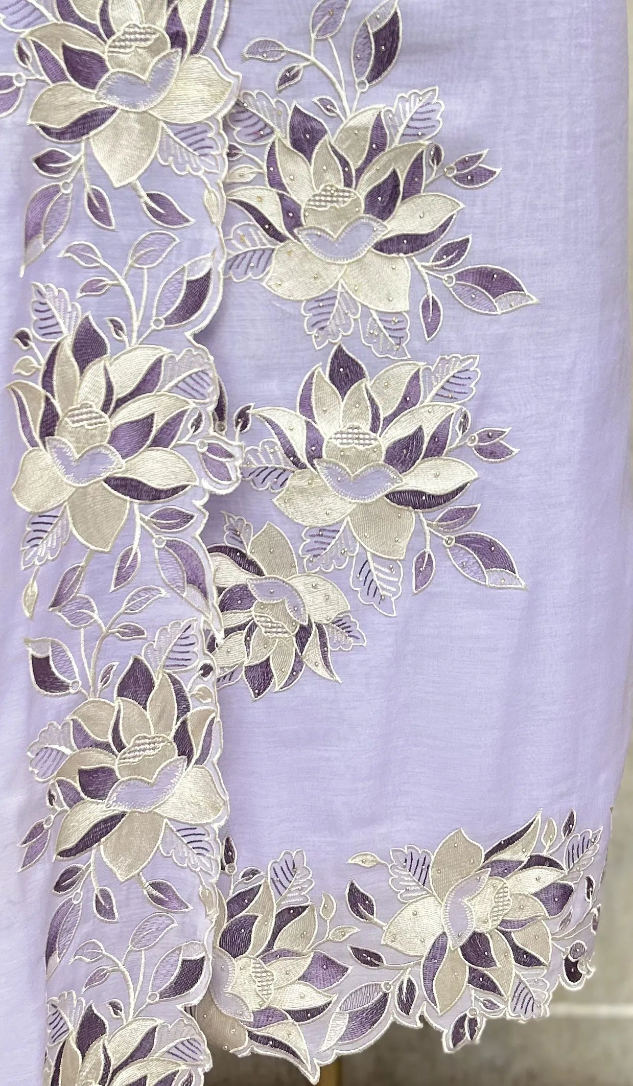 Floral Applique Mul Chanderi Unstitched Suits