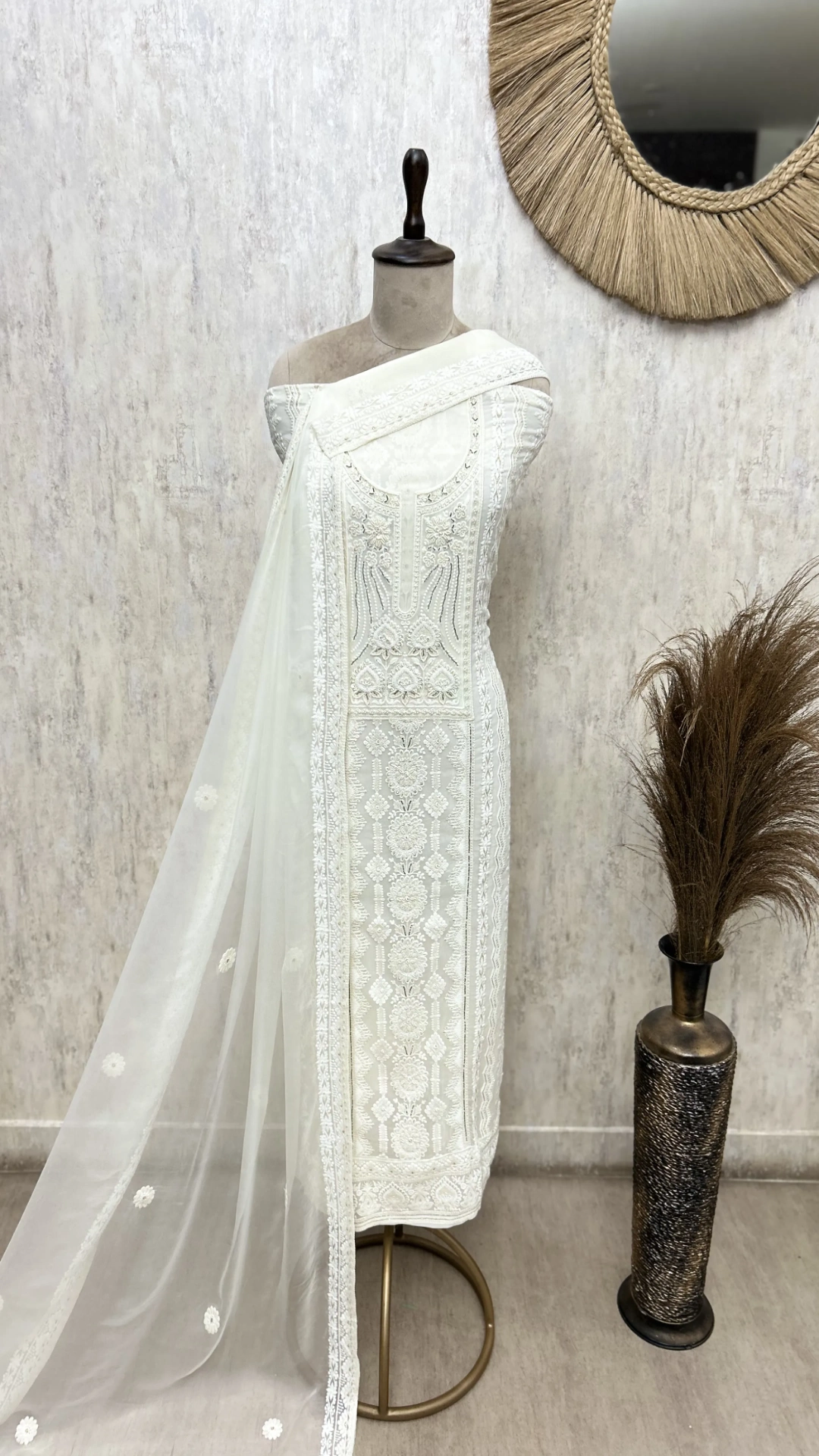 Nazaakat Royale Georgette Unstitched Suits