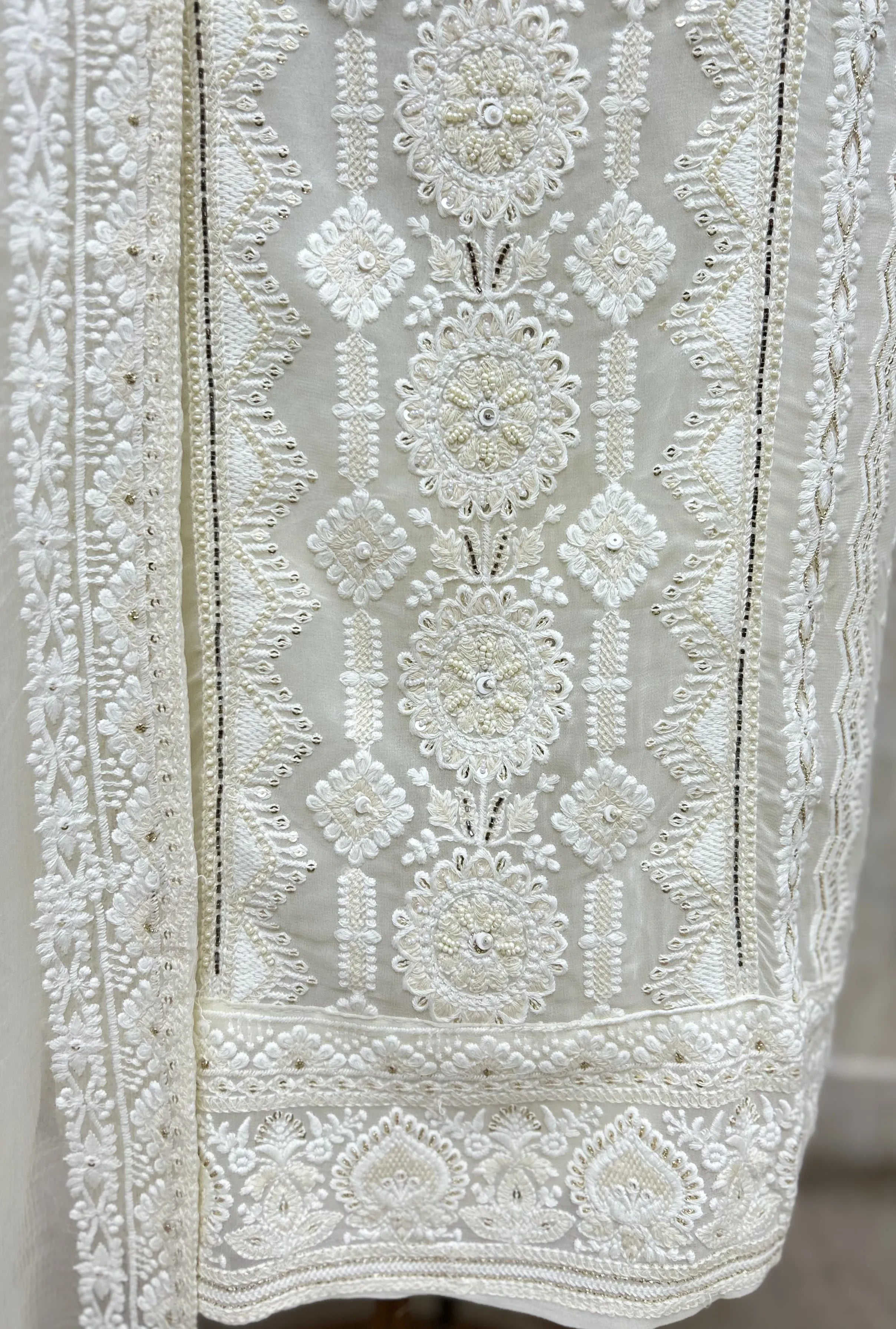 Nazaakat Royale Georgette Unstitched Suits