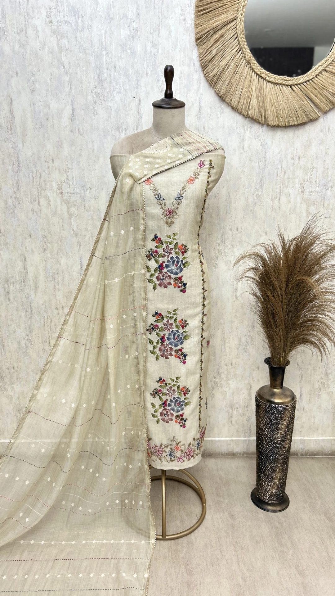 Meadow Bloom Jamdani Unstitched Suits