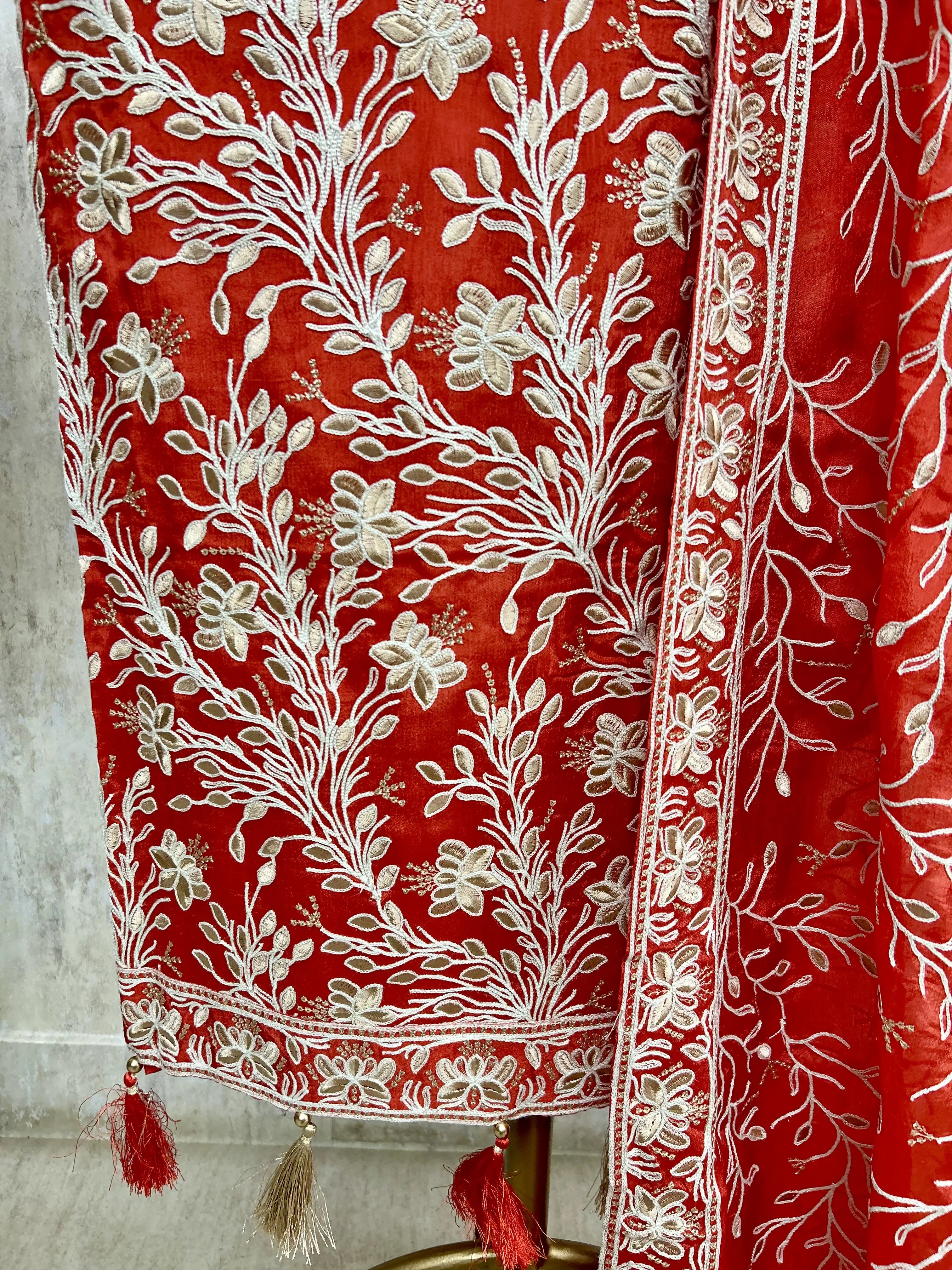 Elegant Embroidered Unstiched Suit