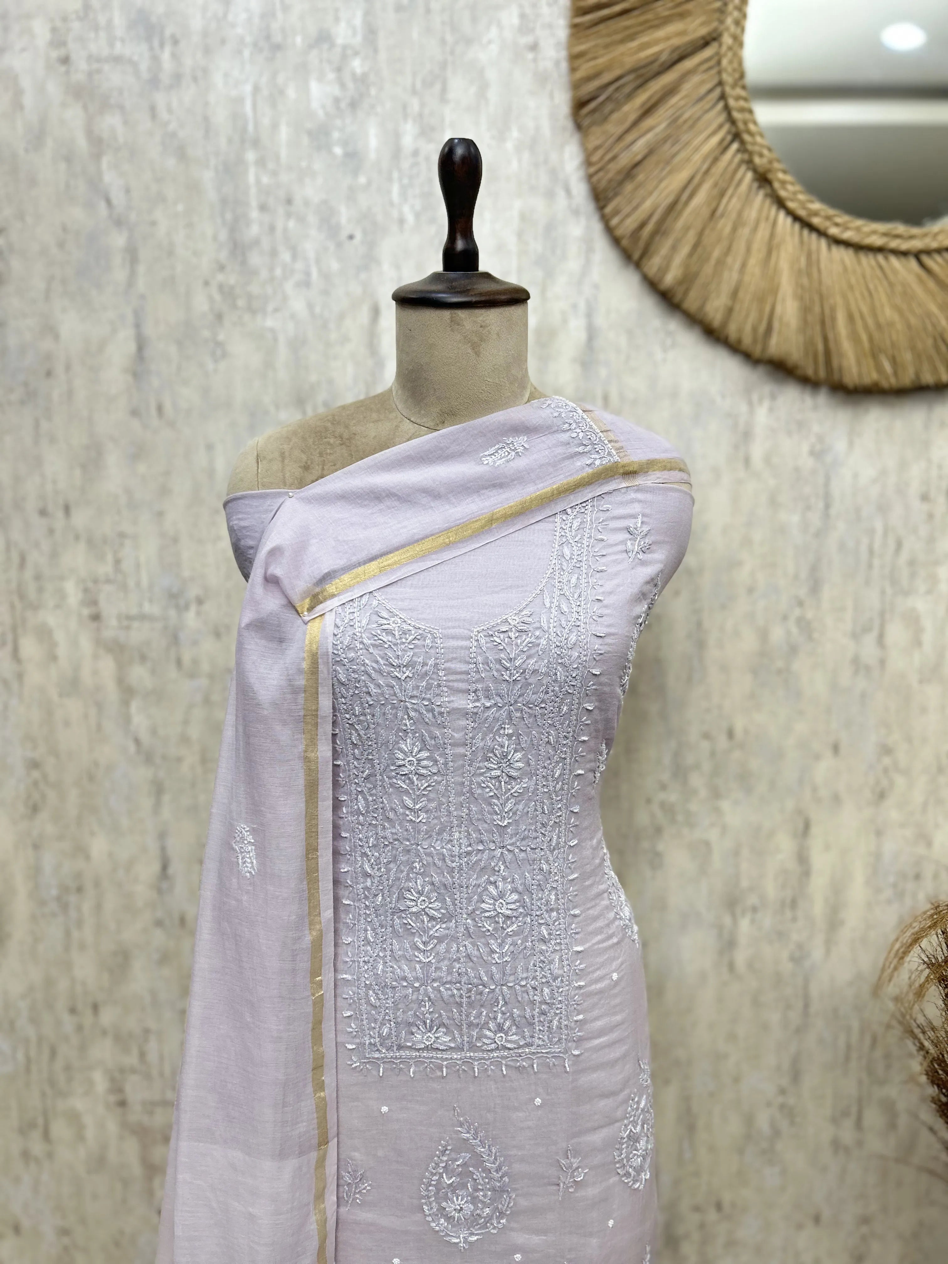 Delicate Doriya Dream Mul Unstitched Suits