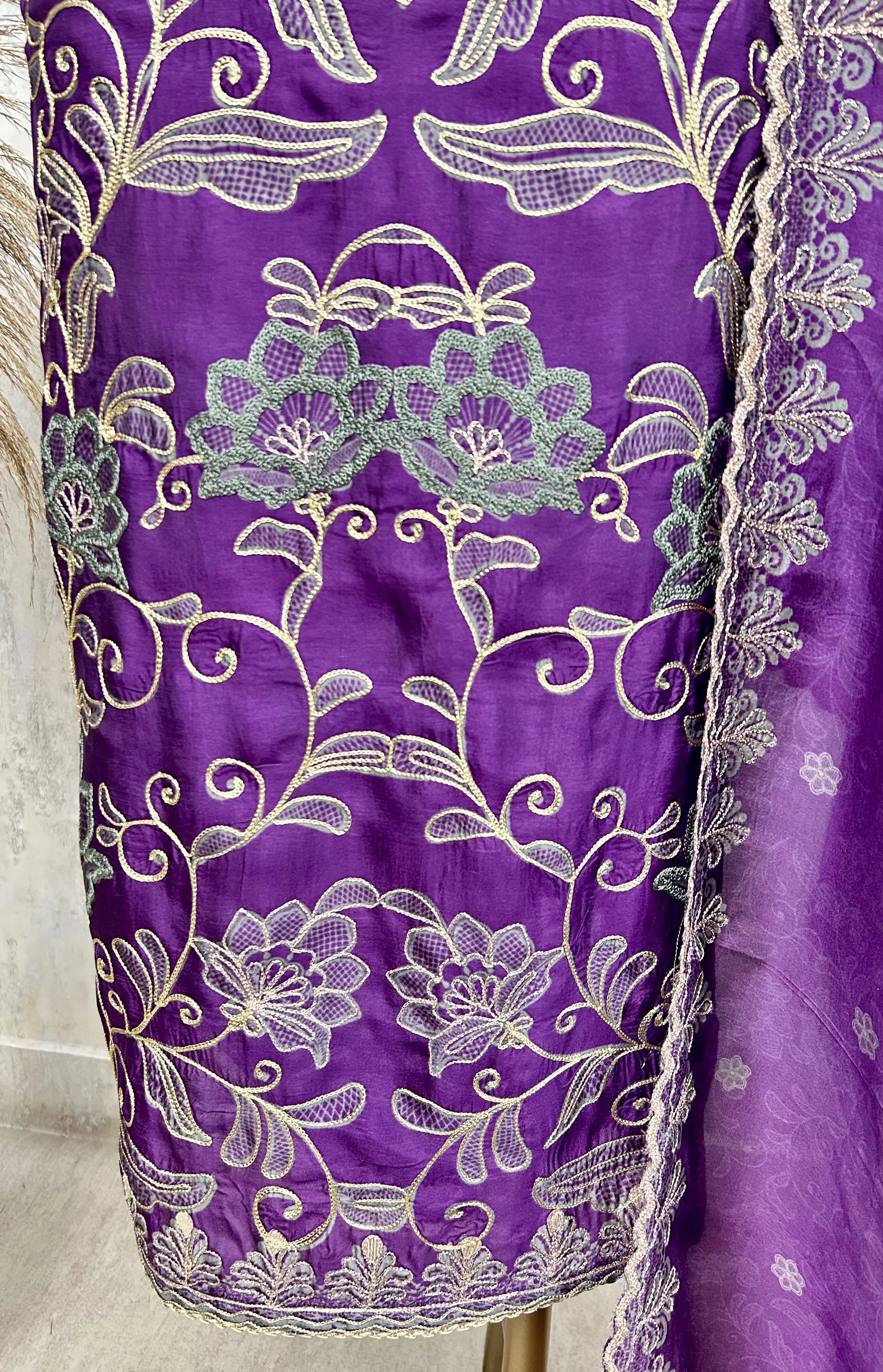 Regal Beauty Crepe Unstiched Suit