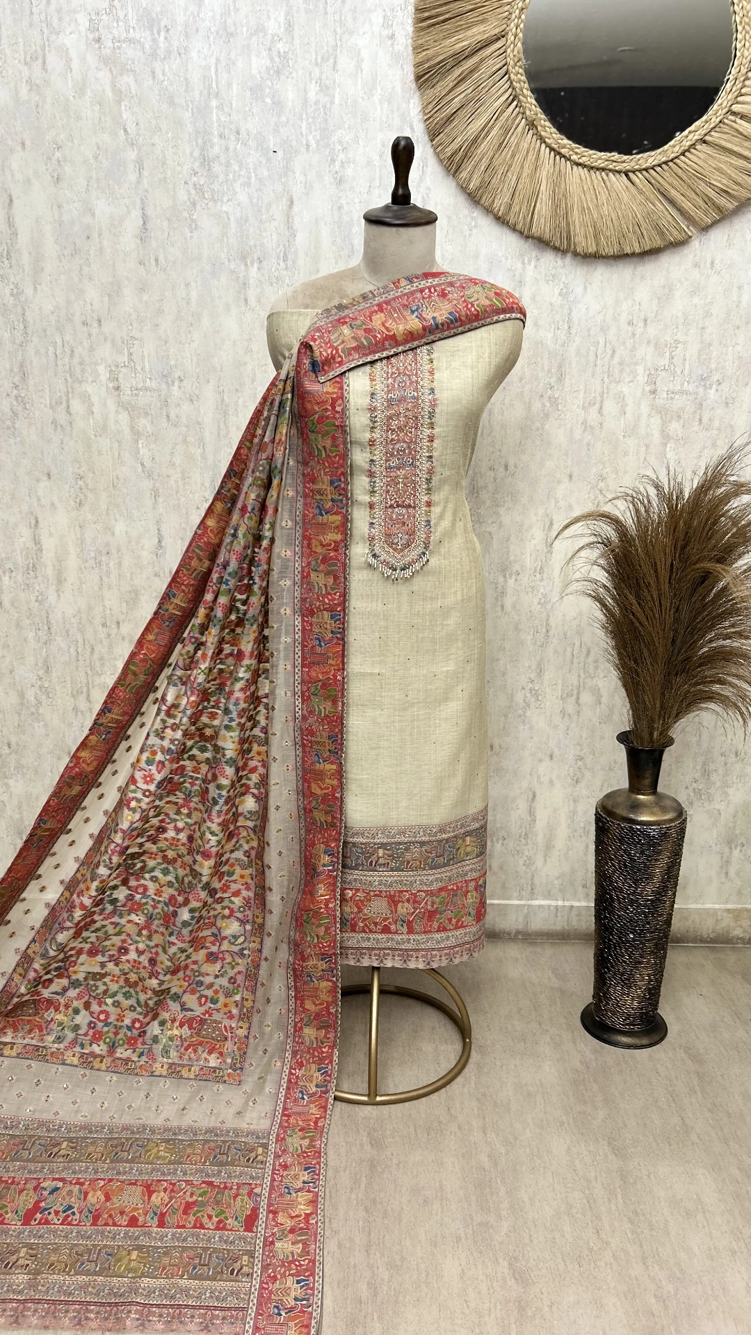 Royal Tapestry Jamdani Linen Unstitched Suit