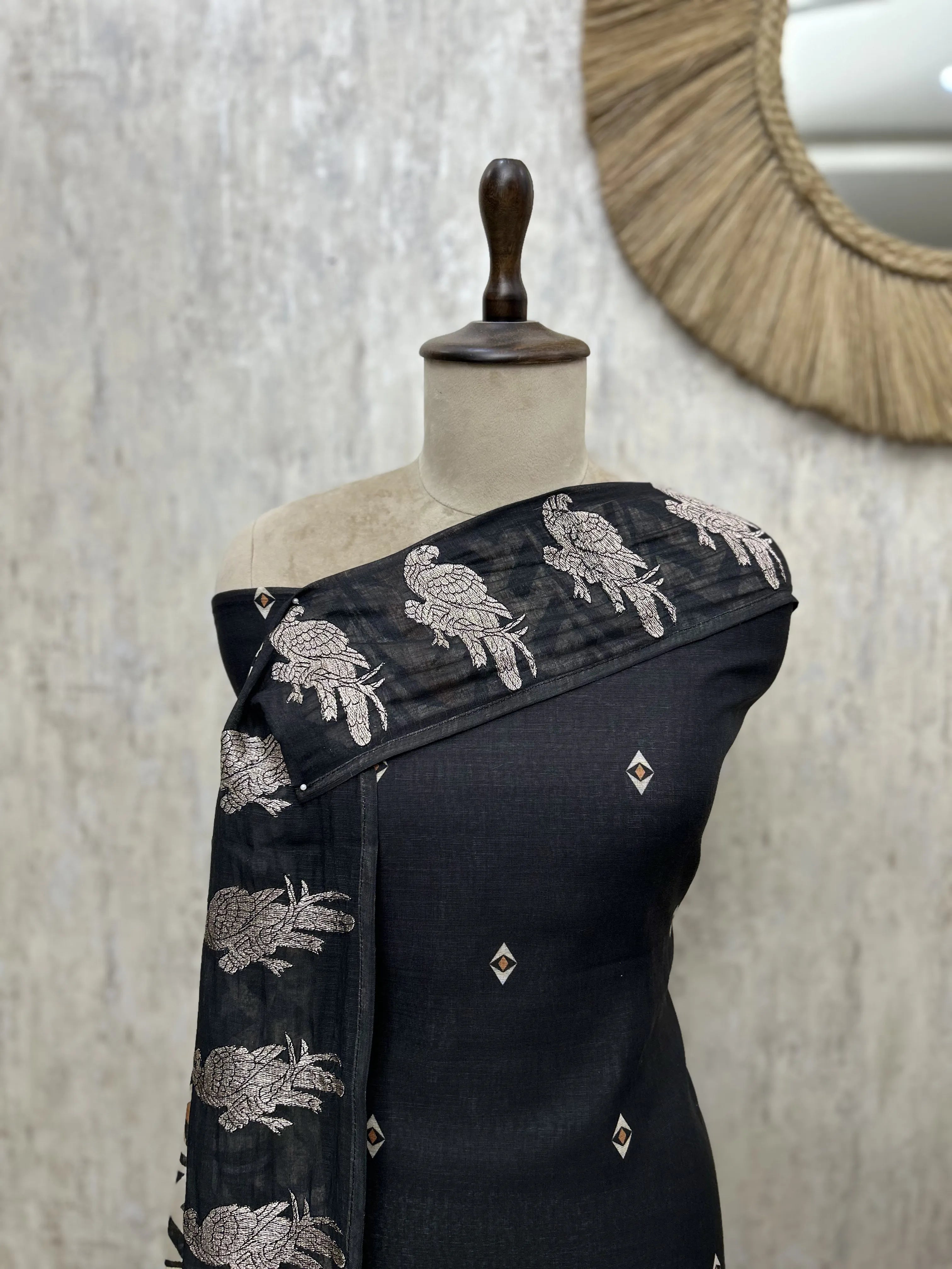 Swan Song Linen Unstitched Suit
