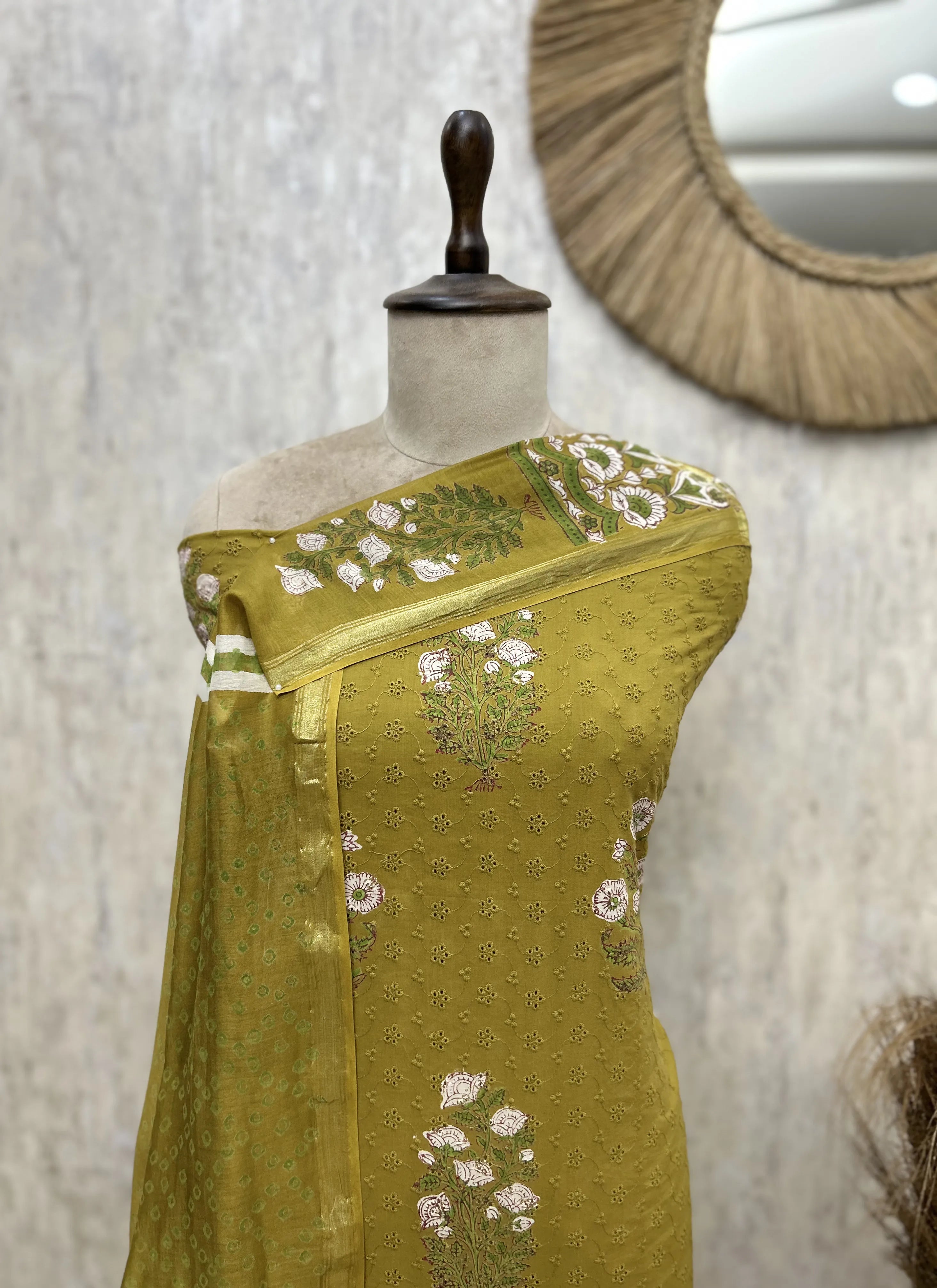 Whispered Meadow Hakuba Cotton Unstitched Suit