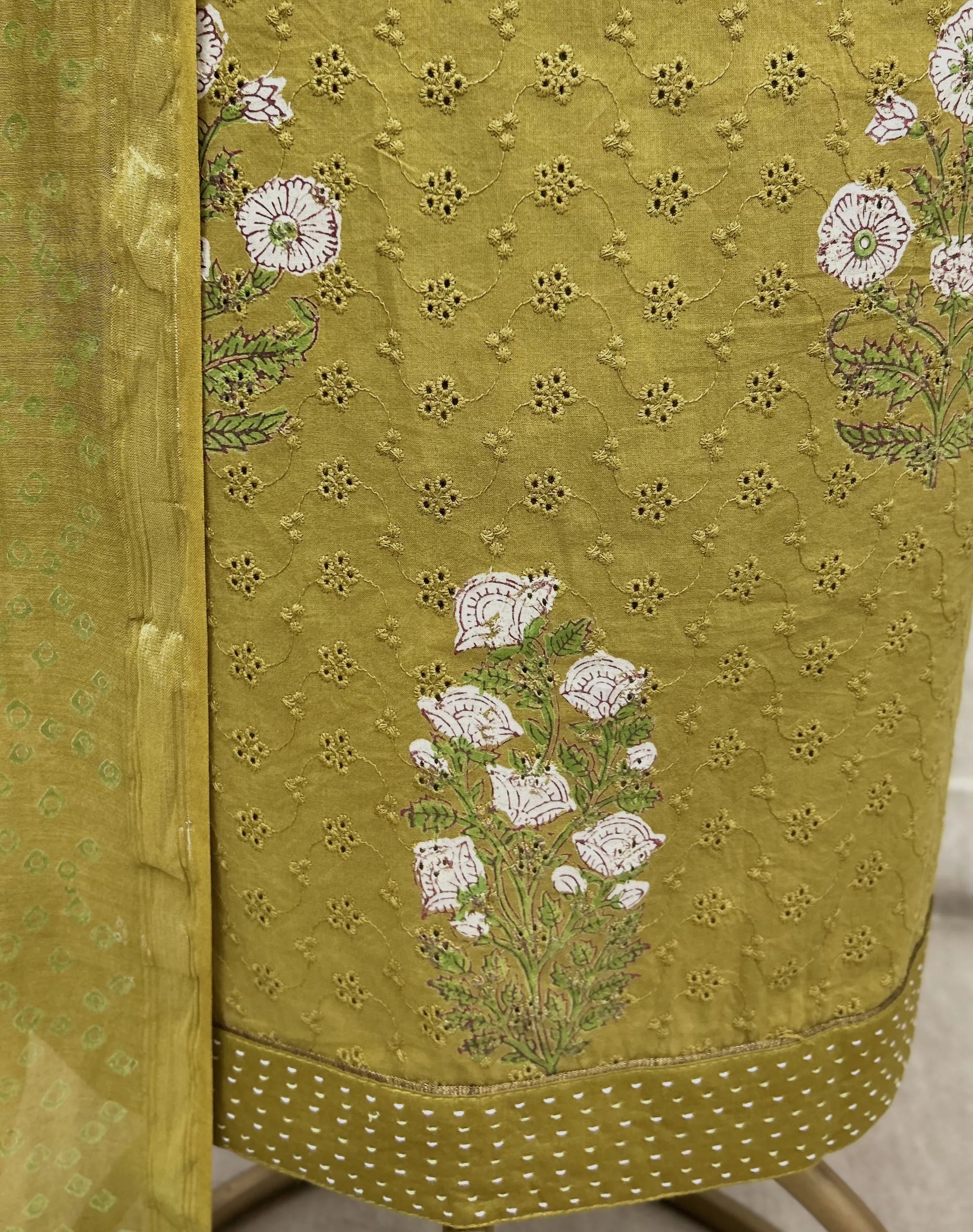 Whispered Meadow Hakuba Cotton Unstitched Suit
