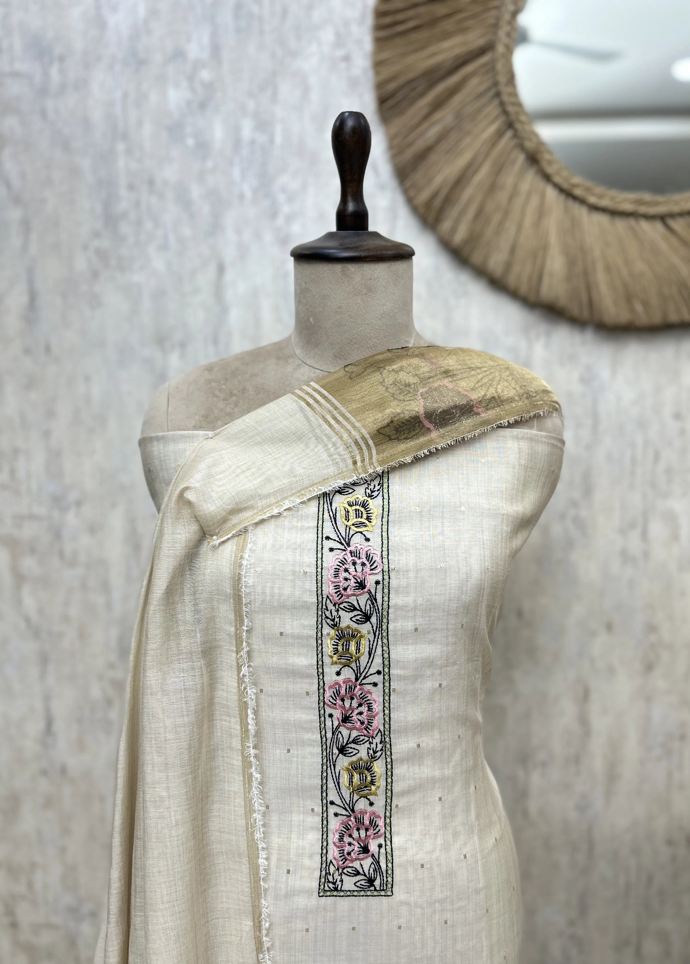 Blooming Heritage Jamdani Linen Unstitched Suit