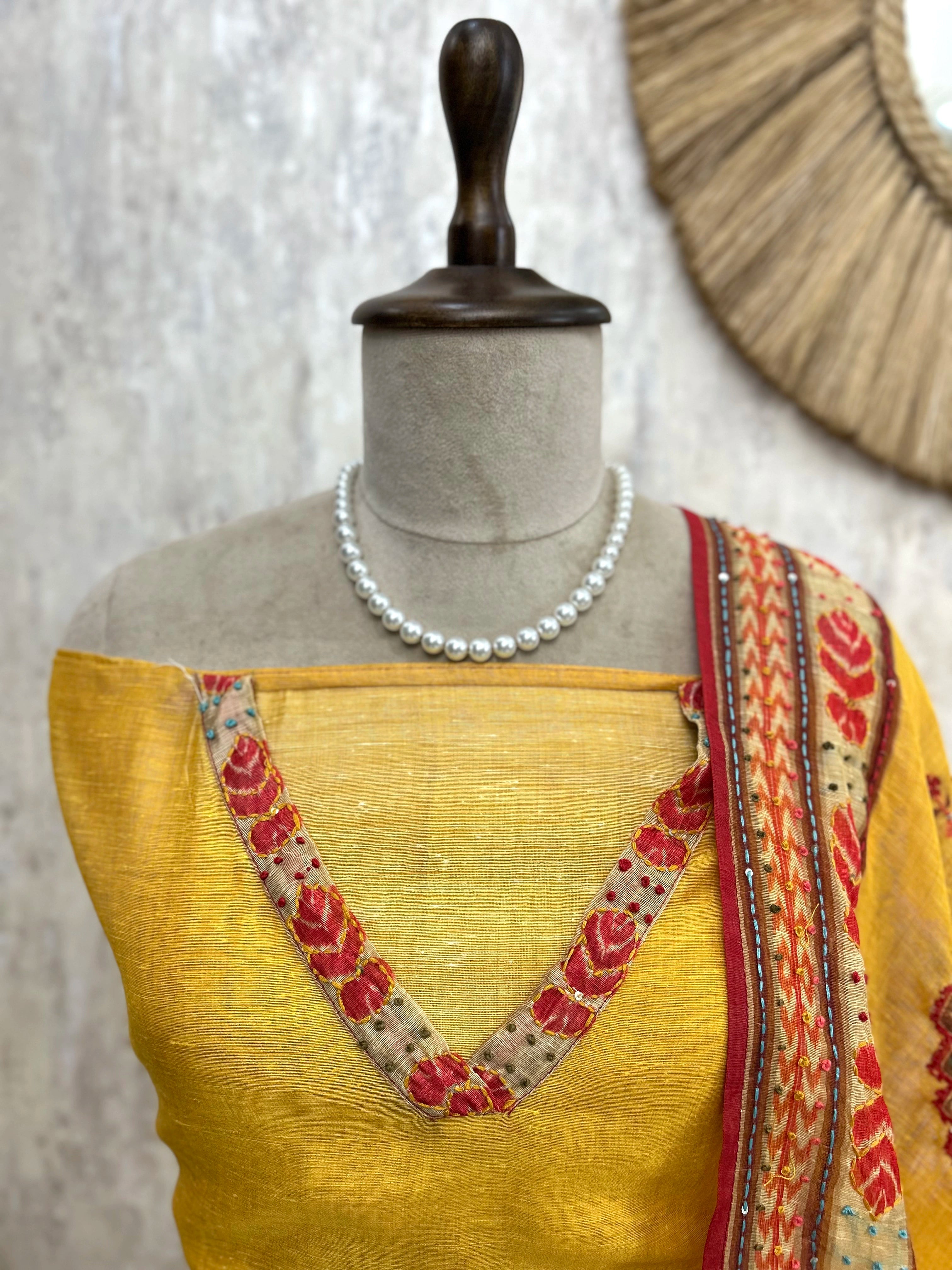 Linen Unstitched Suit Set With Kantha Embroidery