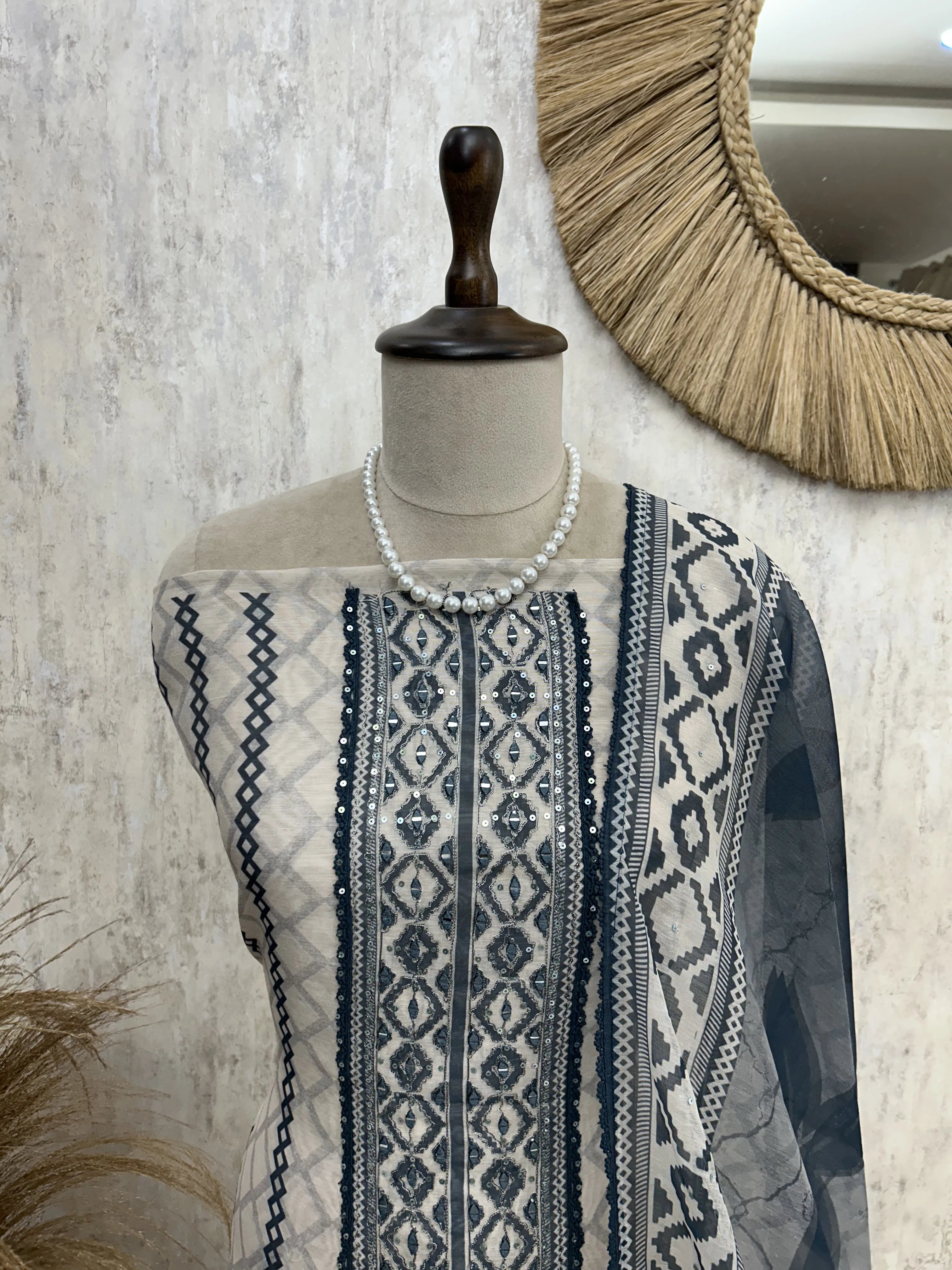 Elegant Ikat Impressions Unstiched Suit