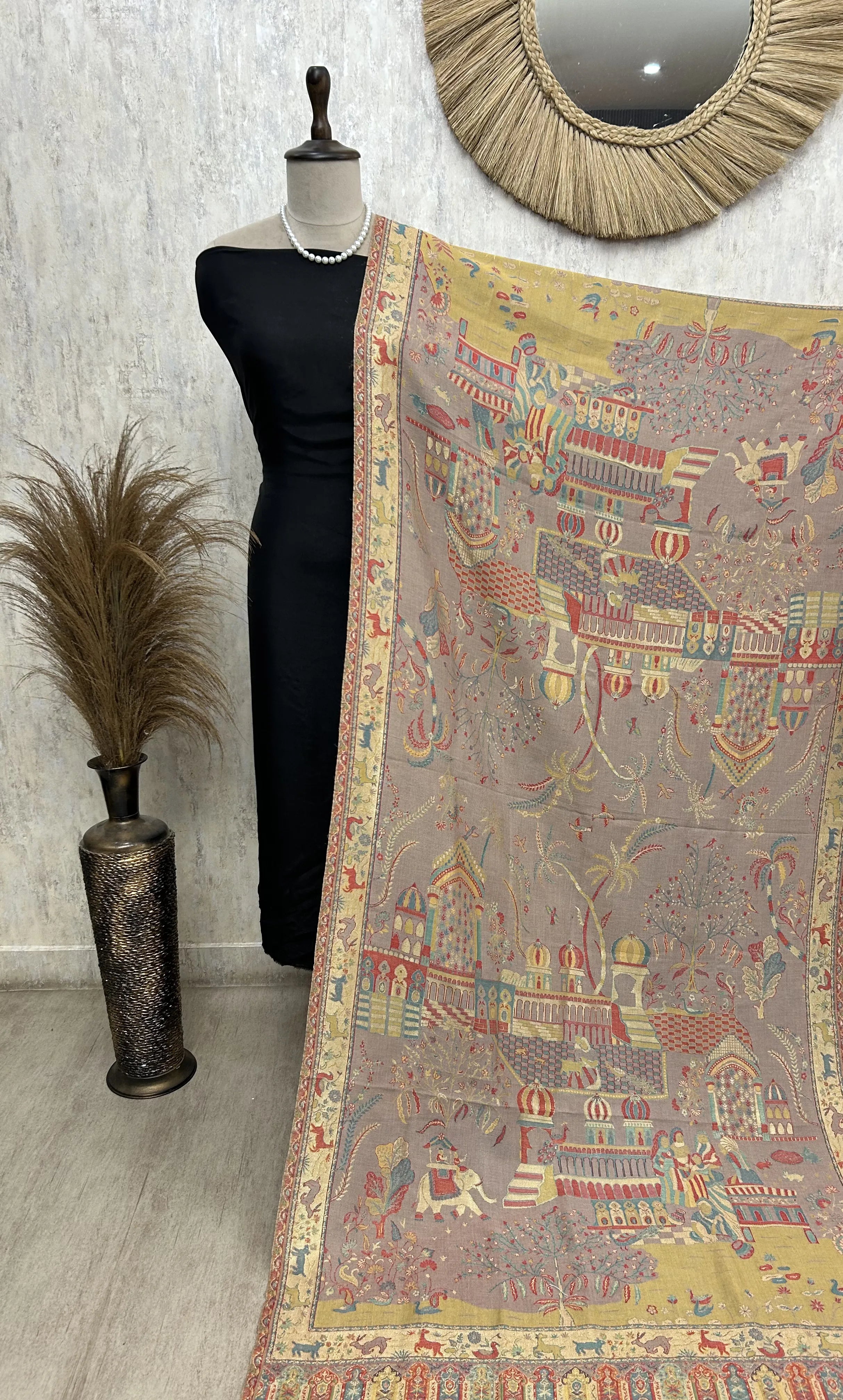 Reversible Semi Pashmina Unisex Shawls With Curated Box Packaging