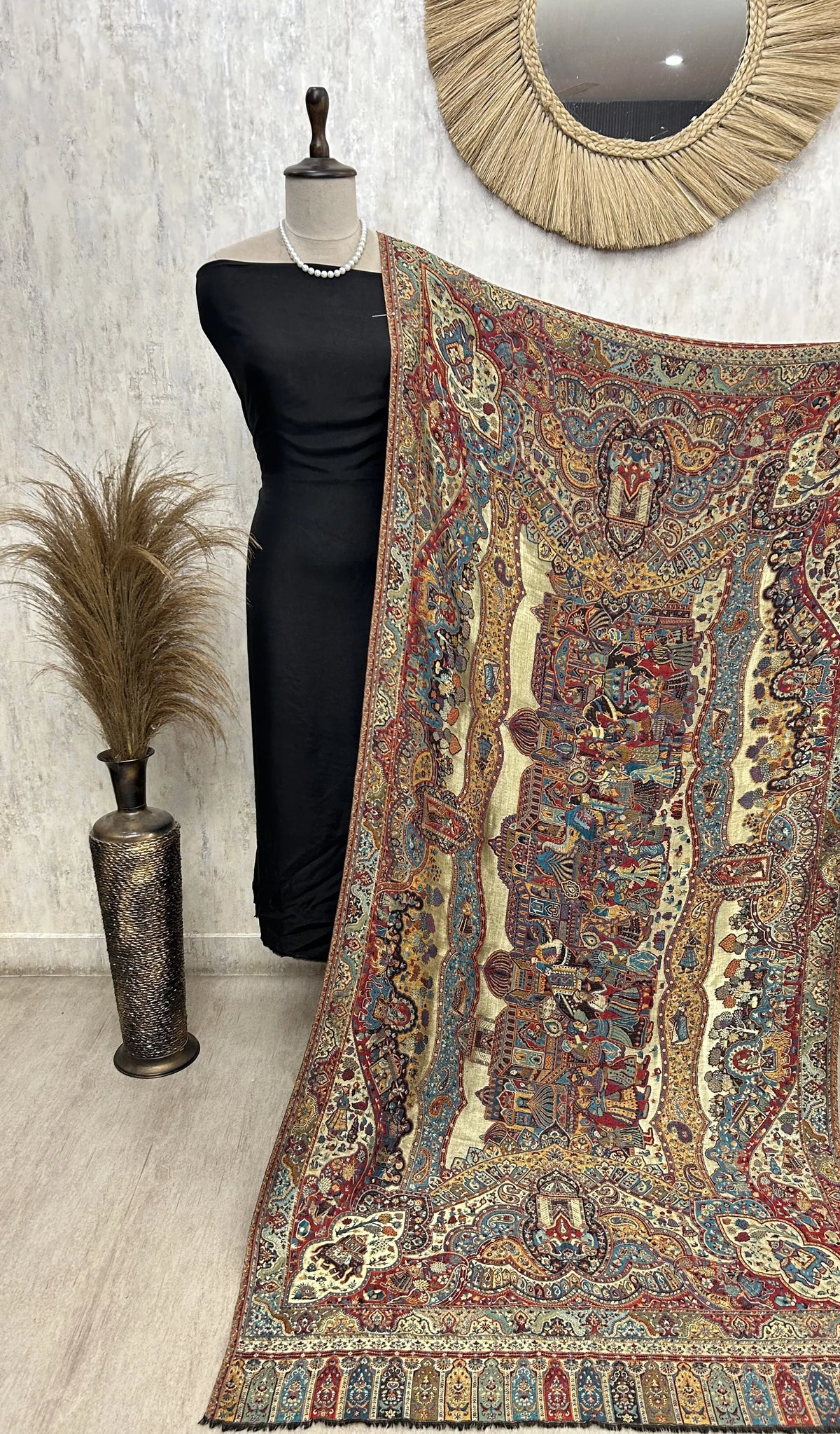 Reversible Semi Pashmina Unisex Shawls With Curated Box Packaging