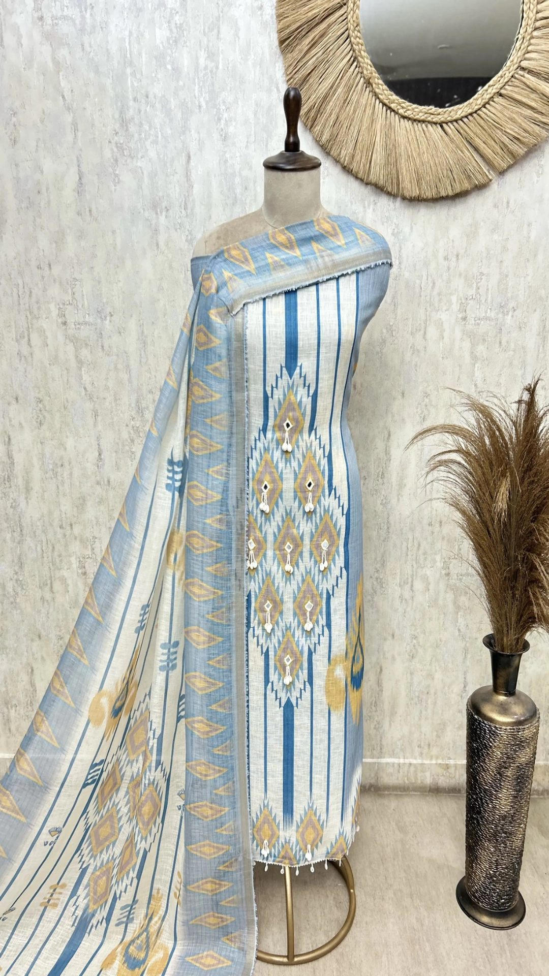 Ethereal Ikat Linen Unstitched Suit